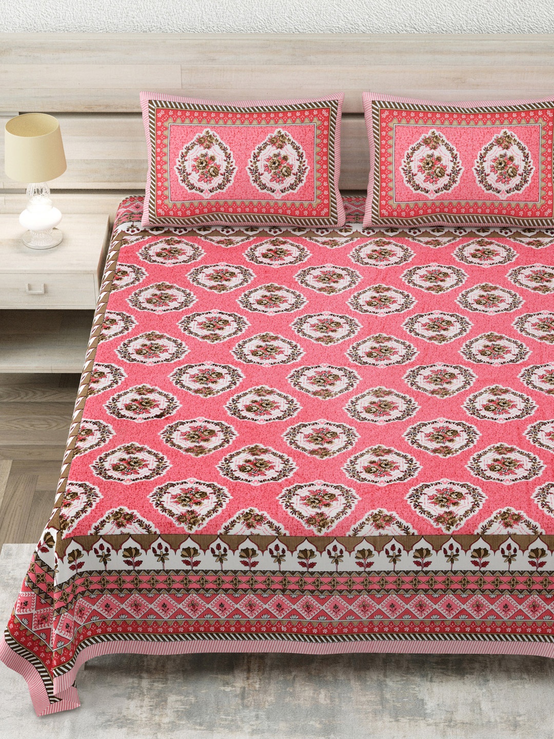 Aapno Rajasthan Jaipuri Pink Printed Pure Cotton 144 TC King Bedsheet Set 2.74m x 2.74m
Aapno Rajasthan Jaipuri Pink Printed Pure Cotton 144 TC King Bedsheet Set 2.74m x 2.74m
