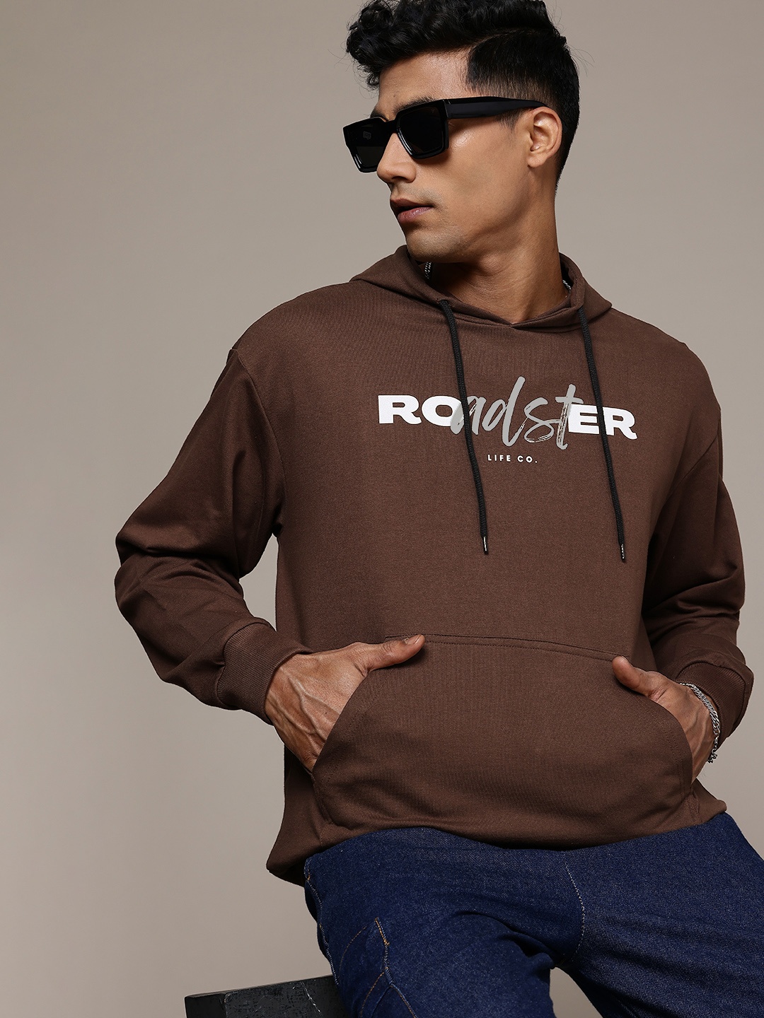 The Roadster Lifestyle Co. Brand Logo Printed Hooded Pure Cotton Oversized Sweatshirt, Coffee brown
The Roadster Lifestyle Co. Brand Logo Printed Hooded Pure Cotton Oversized Sweatshirt, Coffee brown
