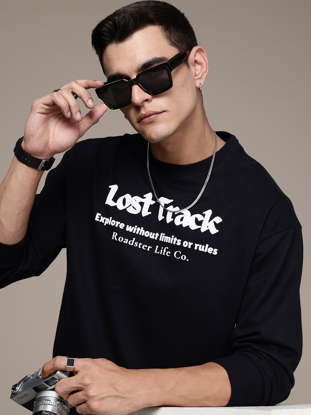 The Roadster Lifestyle Co. Typography Printed Pure Cotton Oversized Sweatshirt, Black
The Roadster Lifestyle Co. Typography Printed Pure Cotton Oversized Sweatshirt, Black