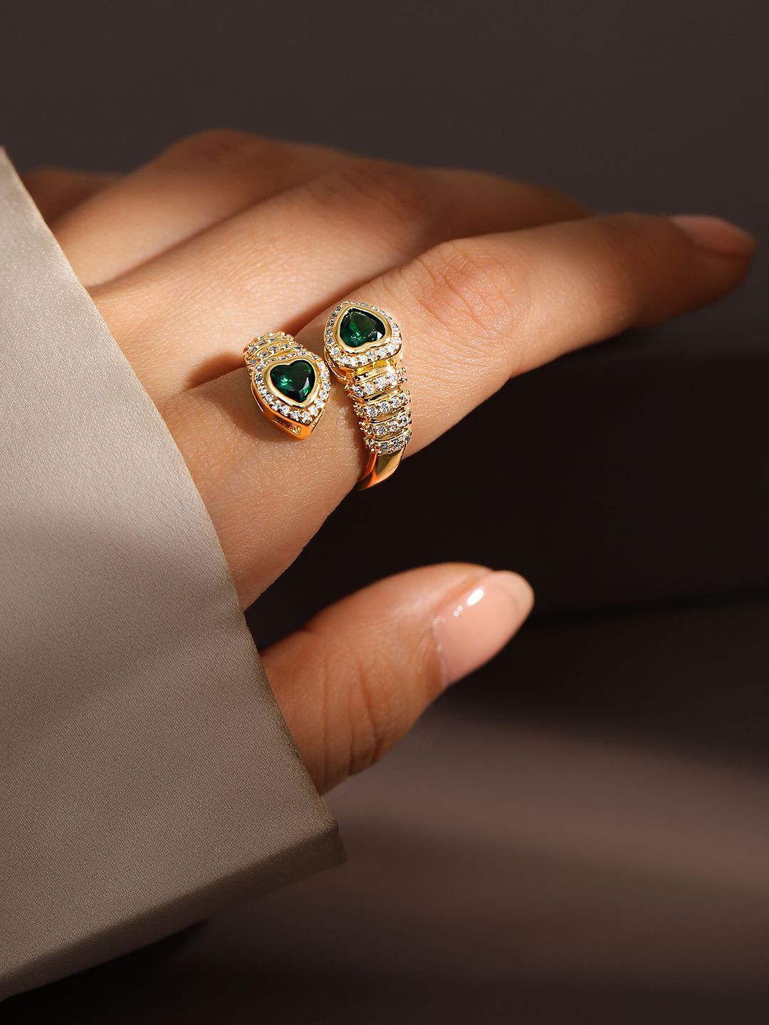 Rubans 18K Gold Plated Emerald & CubicZirconia Studded Demi Fine Heart Motif Openable Ring
Rubans 18K Gold Plated Emerald & CubicZirconia Studded Demi Fine Heart Motif Openable Ring