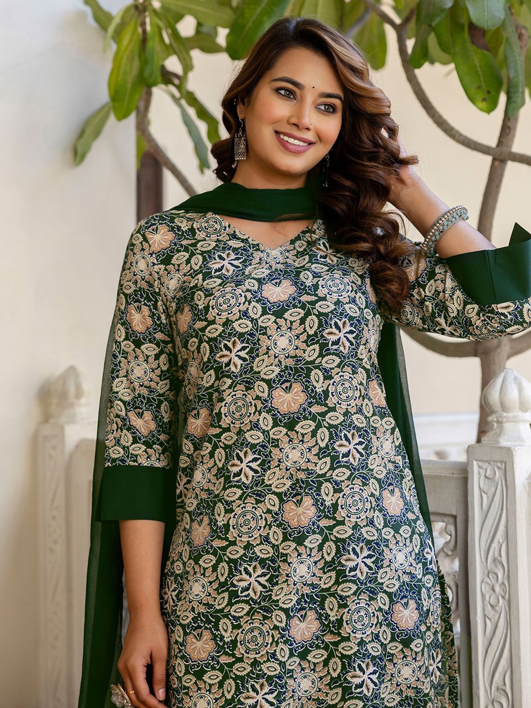 SKYLEE Floral Printed V-Neck Straight Silk Crepe Kurta With Trousers And Dupatta, Green
SKYLEE Floral Printed V-Neck Straight Silk Crepe Kurta With Trousers And Dupatta, Green
