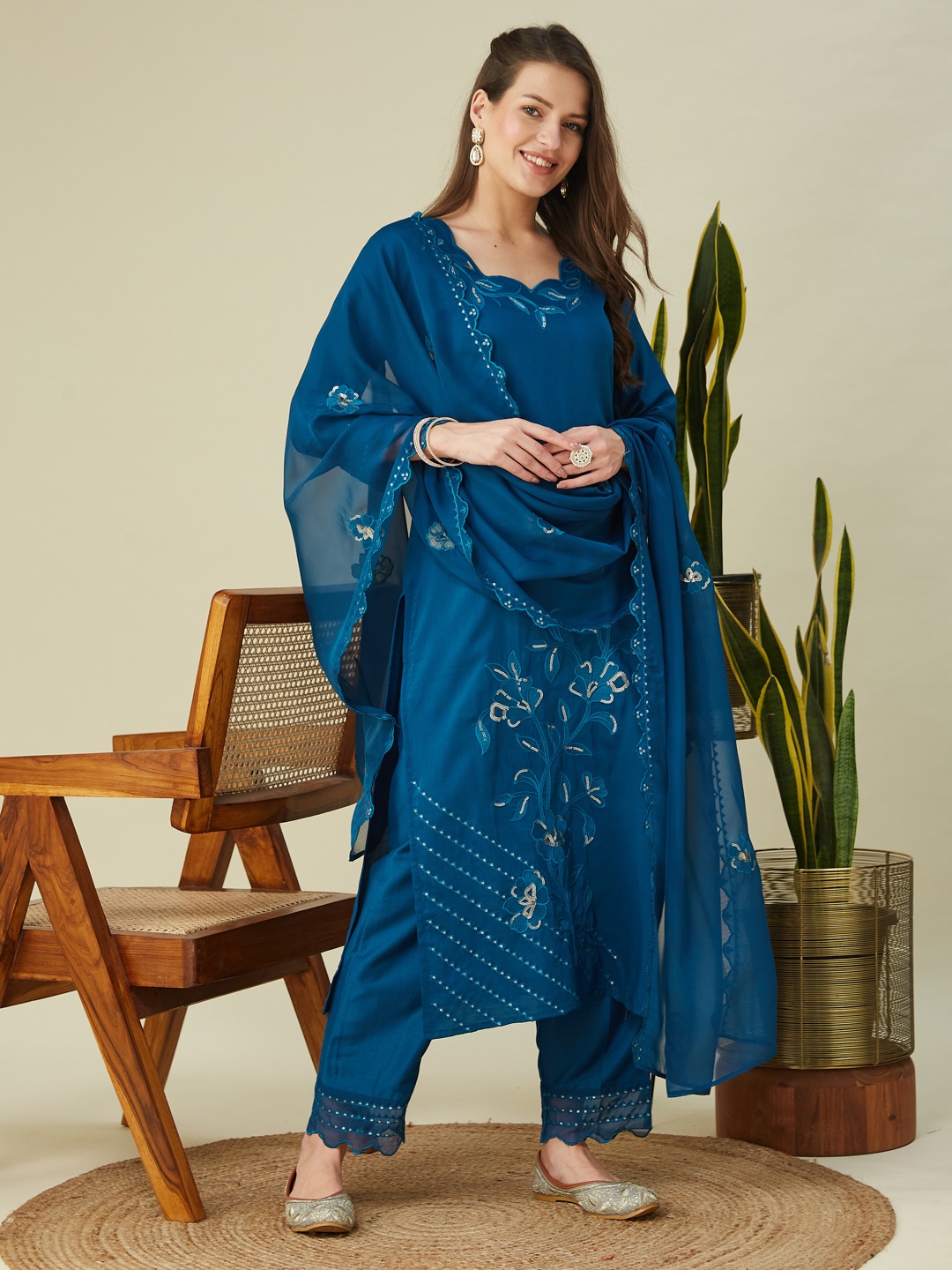 Colors of Earth Floral Embroidered Thread Work Straight Kurta With Trousers & Dupatta, Teal
Colors of Earth Floral Embroidered Thread Work Straight Kurta With Trousers & Dupatta, Teal