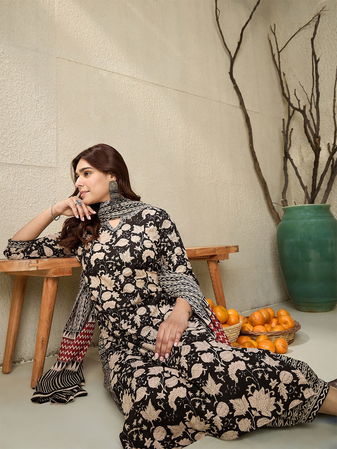 Indo Era Floral Printed Notch Neck Pure Cotton Straight Kurta With Salwar & Dupatta, Black
Indo Era Floral Printed Notch Neck Pure Cotton Straight Kurta With Salwar & Dupatta, Black