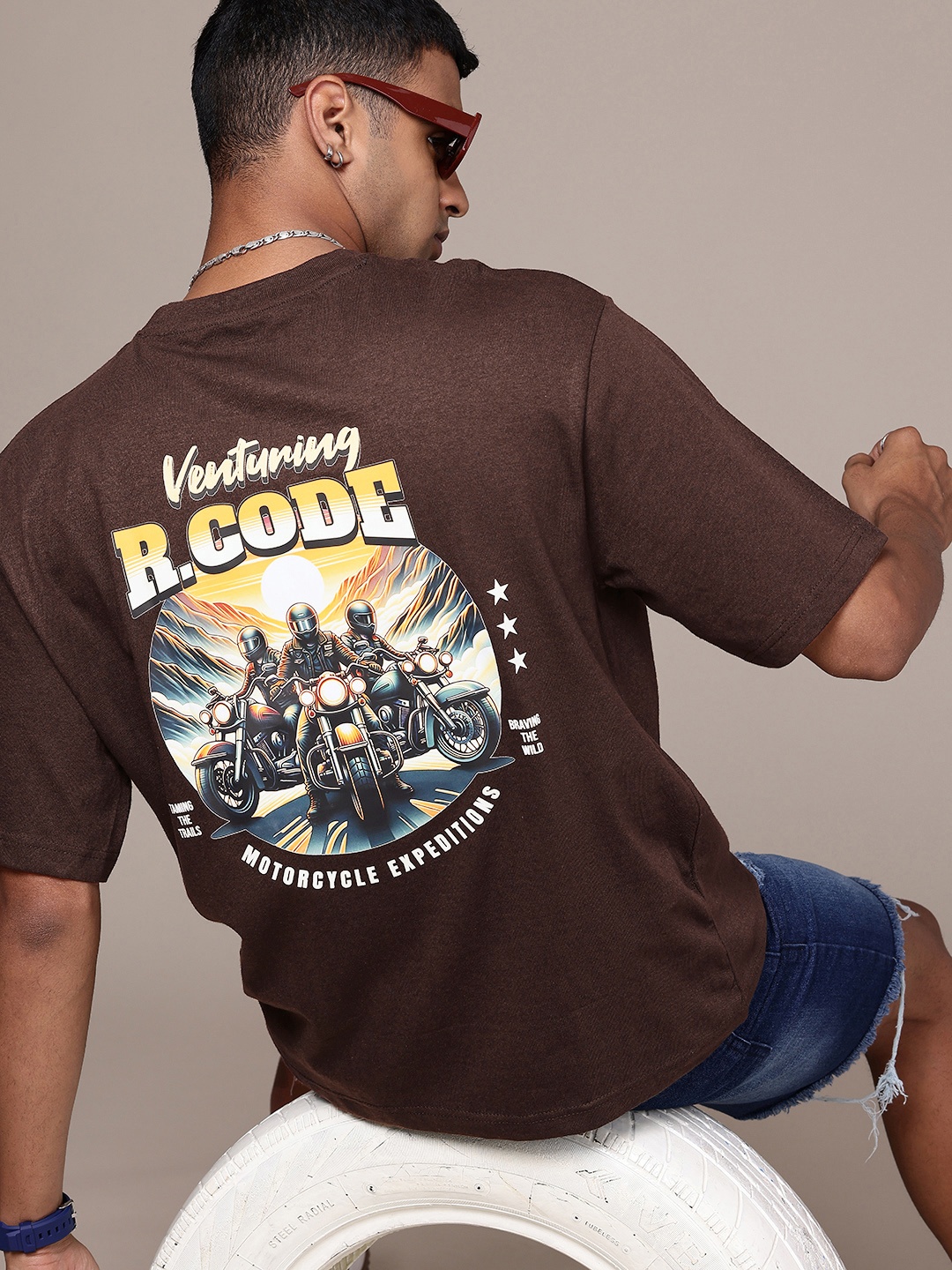 R.Code by The Roadster Life Co. Men Graphic Printed Relaxed Fit T-shirt, Coffee brown
R.Code by The Roadster Life Co. Men Graphic Printed Relaxed Fit T-shirt, Coffee brown