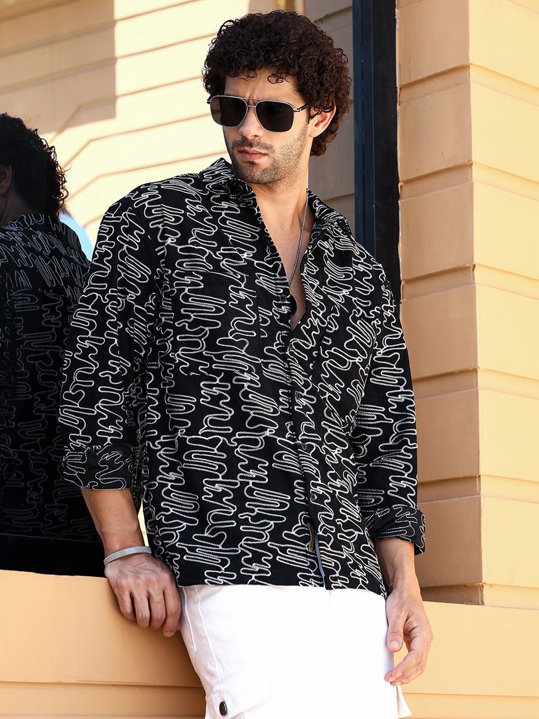 Campus Sutra Men Comfort Relaxed Fit Spread Collar Abstract Printed Cotton Casual Shirt, Black
Campus Sutra Men Comfort Relaxed Fit Spread Collar Abstract Printed Cotton Casual Shirt, Black