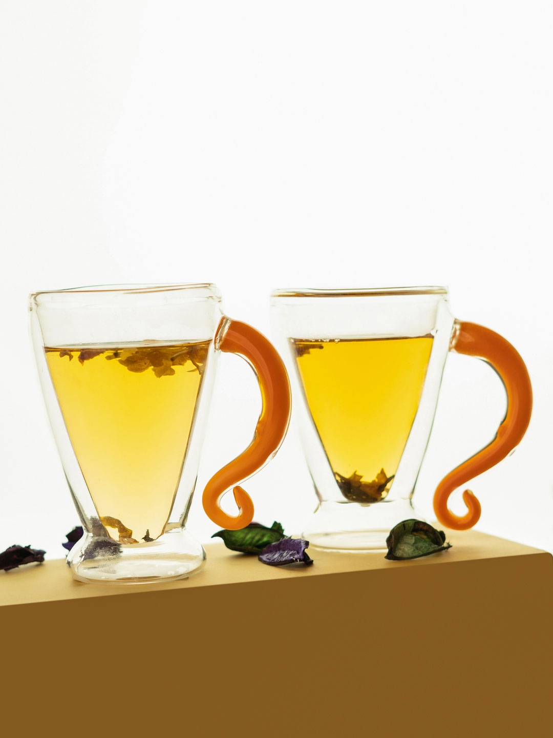 Aura Transparent & Orange Colored 6 Pieces Borosilicate Double Wall Coffee Mug & Handle
Aura Transparent & Orange Colored 6 Pieces Borosilicate Double Wall Coffee Mug & Handle