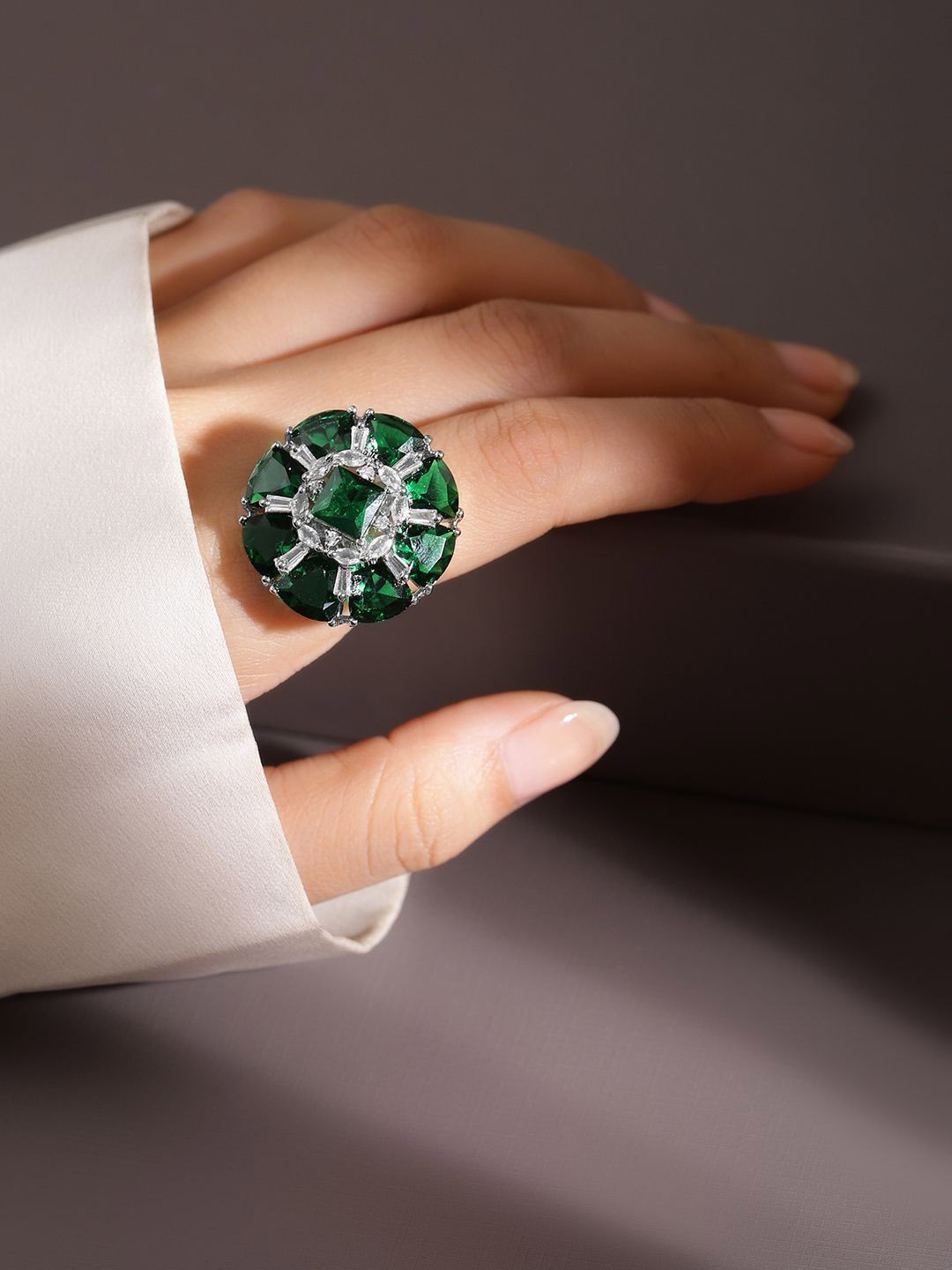 Rubans Rhodium Plated Emerald Green & White CubicZirconia Studded Adjustable Cocktail Ring, Silver
Rubans Rhodium Plated Emerald Green & White CubicZirconia Studded Adjustable Cocktail Ring, Silver