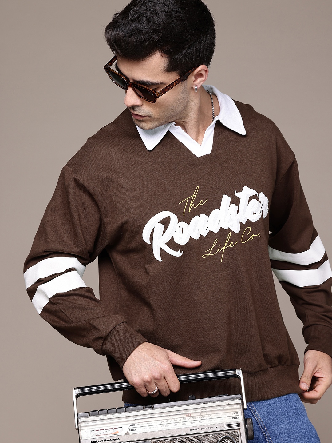 The Roadster Lifestyle Co. Men Typography Printed Pure Cotton Sweatshirt, Coffee brown
The Roadster Lifestyle Co. Men Typography Printed Pure Cotton Sweatshirt, Coffee brown