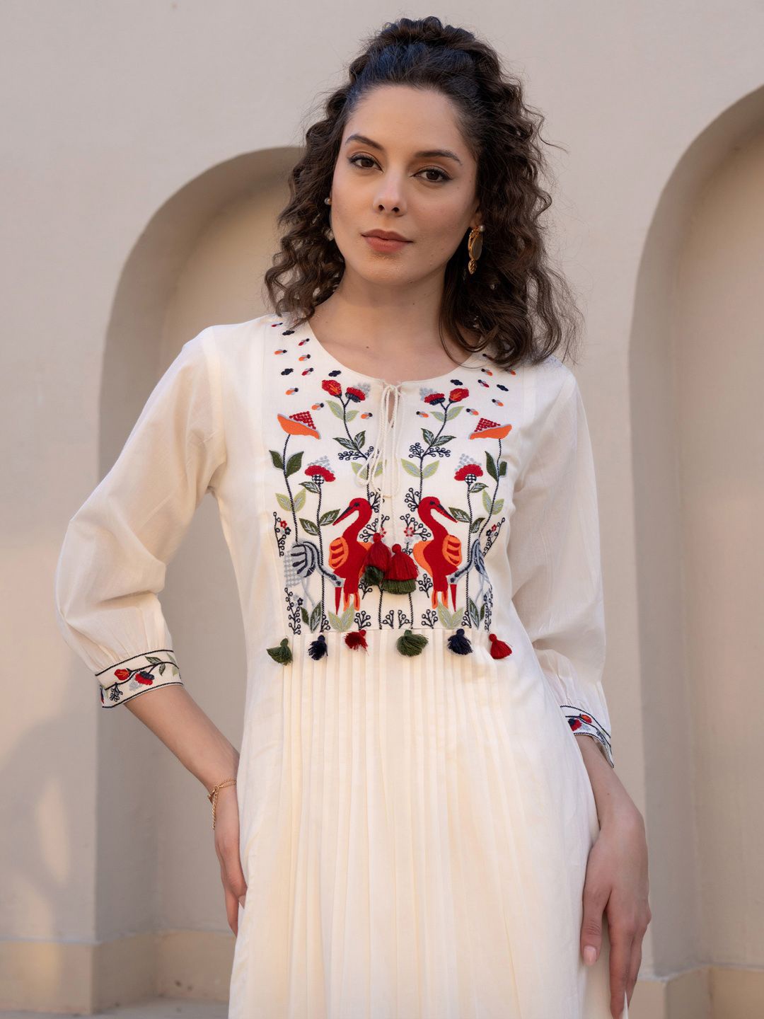 Indo Era Floral Embroidered Tie-UP Neck Pleated A-Line Pure Cotton Kurta With Trousers, Off white
Indo Era Floral Embroidered Tie-UP Neck Pleated A-Line Pure Cotton Kurta With Trousers, Off white