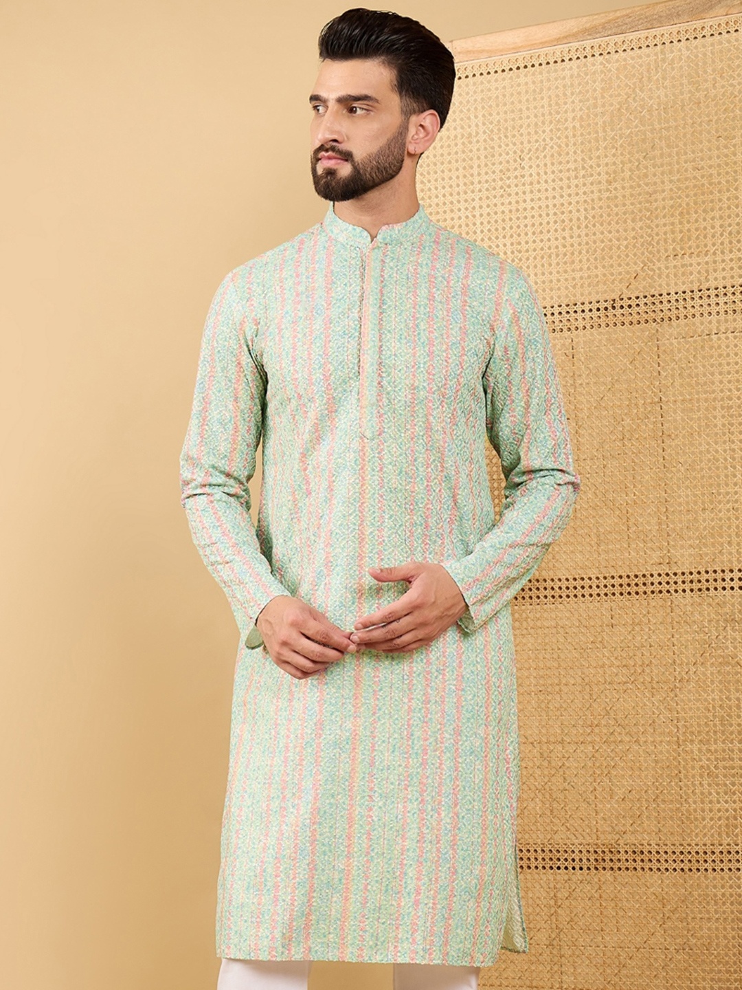 House of Pataudi Mandarin Collar Geometric Embroidered Chikankari Straight Kurta, Green
House of Pataudi Mandarin Collar Geometric Embroidered Chikankari Straight Kurta, Green