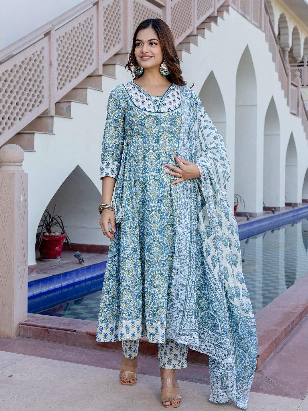 EthniFlair Women Floral Embroidered Empire Aari Work Pure Cotton Kurta with Pyjamas & With Dupatta, Blue
EthniFlair Women Floral Embroidered Empire Aari Work Pure Cotton Kurta with Pyjamas & With Dupatta, Blue
