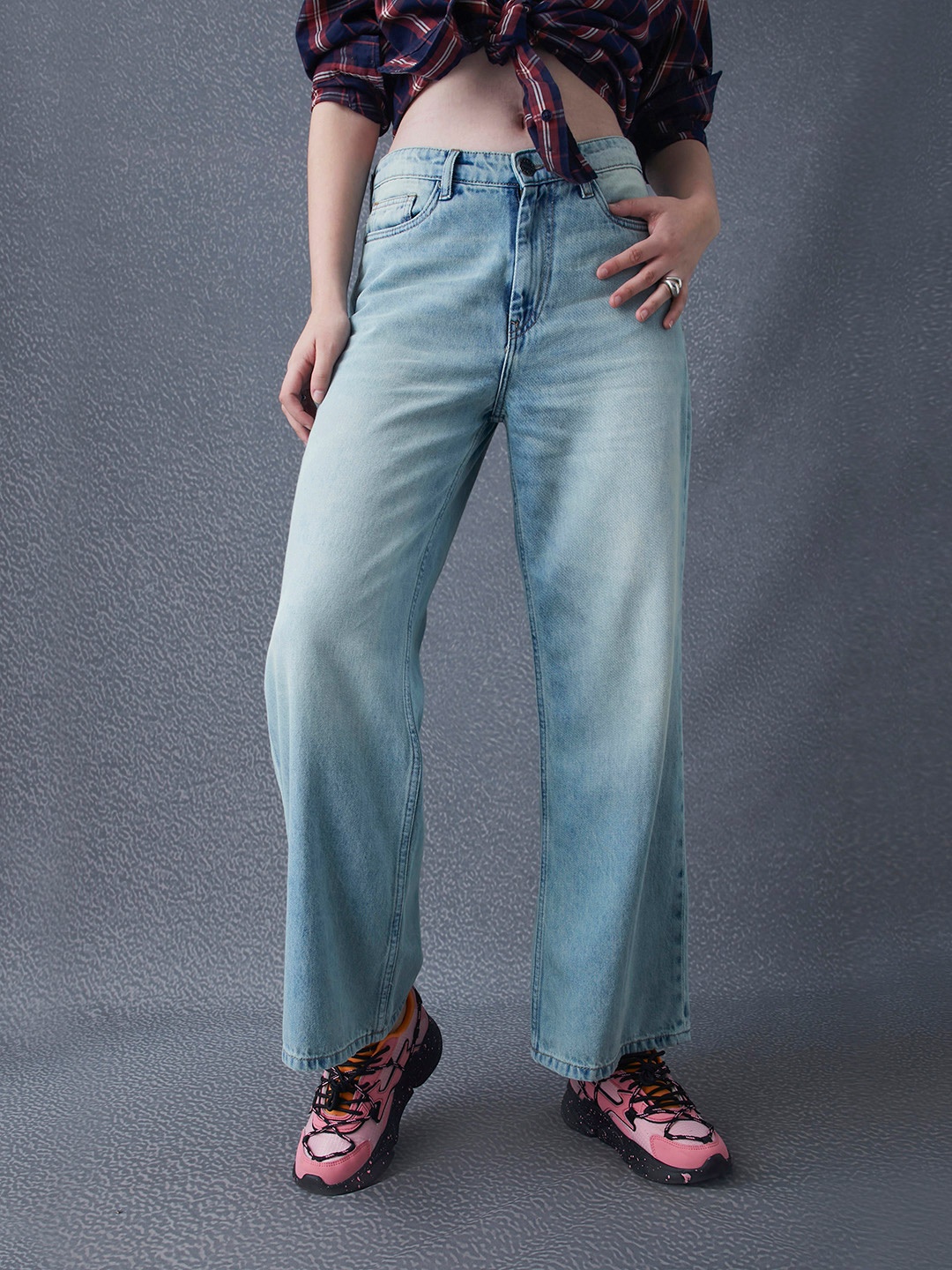 VOLTEDGE Women Comfort Wide Leg High-Rise Highly Distressed Light Fade Stretchable Jeans, Blue
VOLTEDGE Women Comfort Wide Leg High-Rise Highly Distressed Light Fade Stretchable Jeans, Blue