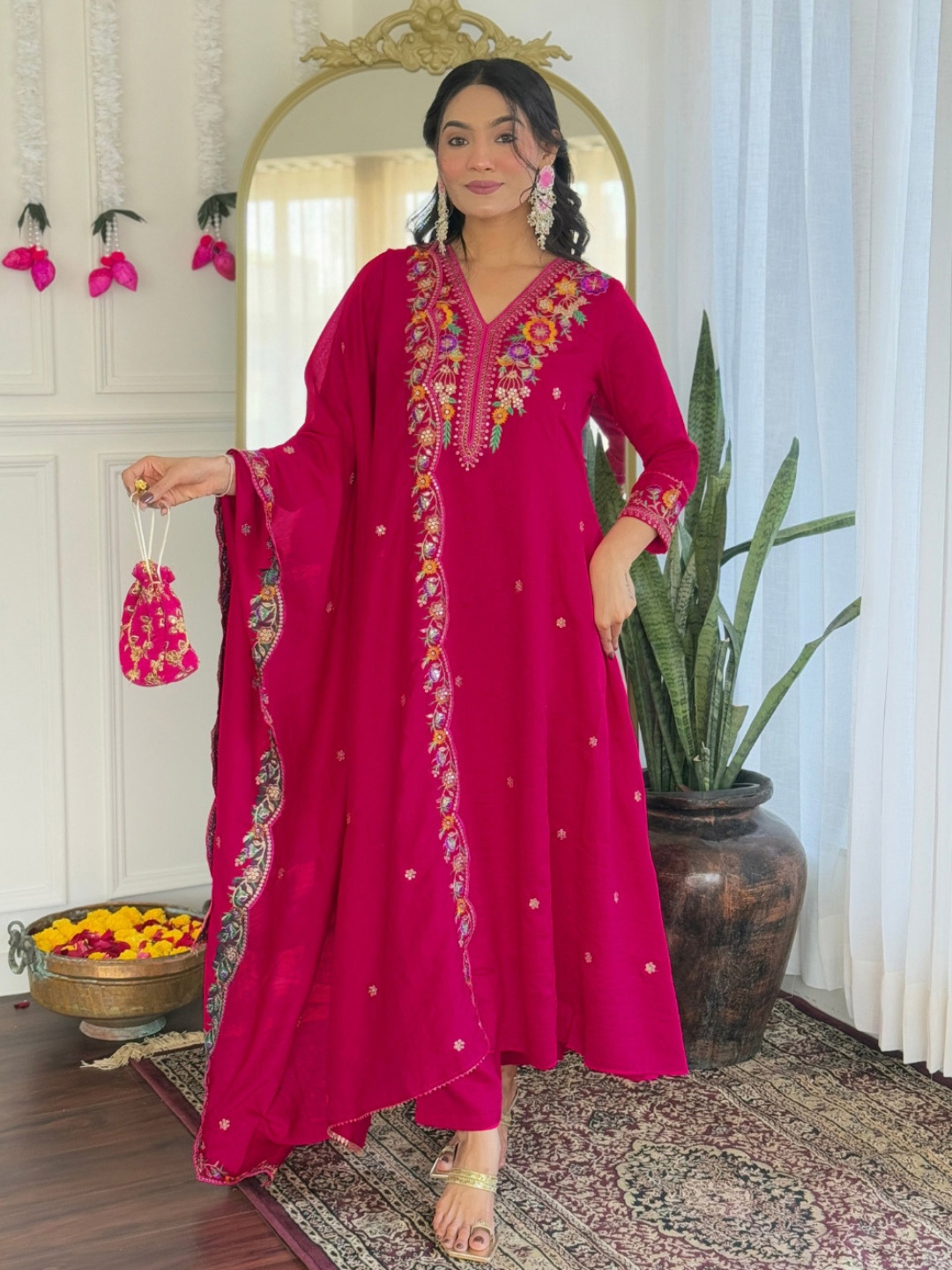 KALINI Women Floral Embroidered Regular Thread Work Kurta with Trousers & With Dupatta, Pink
KALINI Women Floral Embroidered Regular Thread Work Kurta with Trousers & With Dupatta, Pink