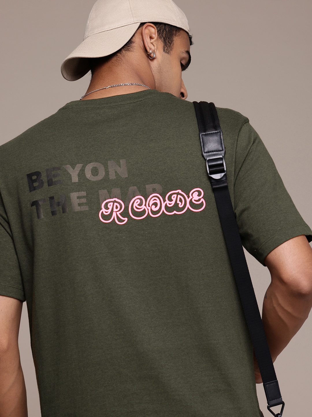 R.Code by The Roadster Life Co. Typography Printed Drop-Shoulder Relaxed Fit T-shirt, Olive
R.Code by The Roadster Life Co. Typography Printed Drop-Shoulder Relaxed Fit T-shirt, Olive