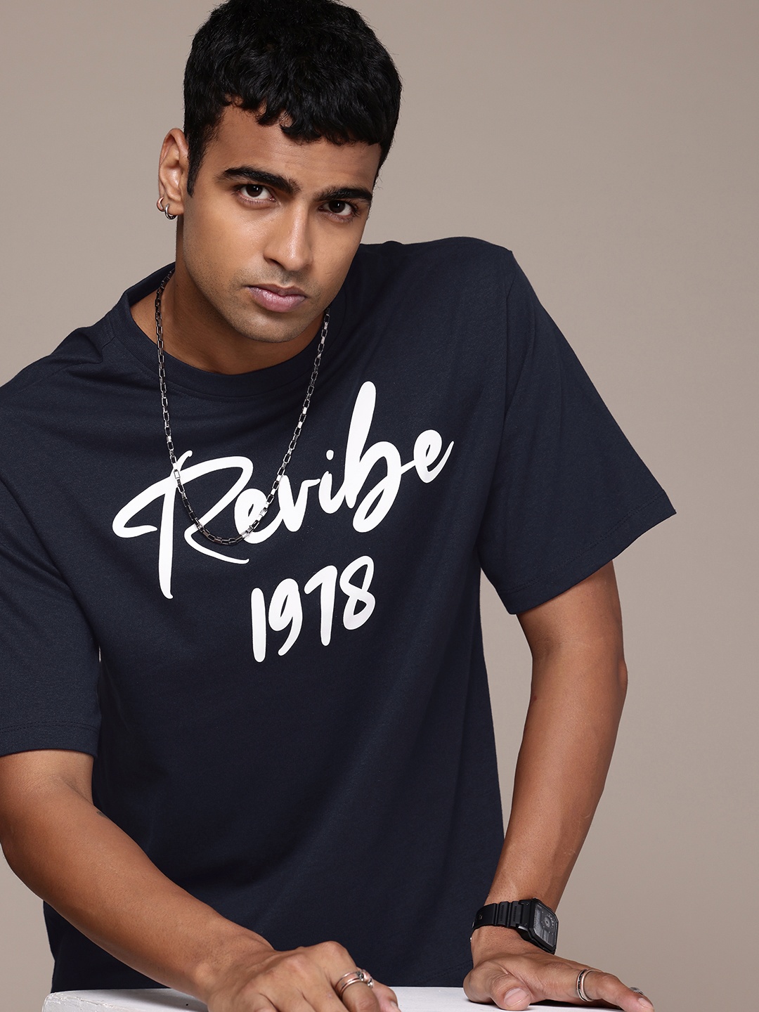R.Code by The Roadster Life Co. Typography Printed Drop-Shoulder Relaxed Fit T-shirt, Navy blue
R.Code by The Roadster Life Co. Typography Printed Drop-Shoulder Relaxed Fit T-shirt, Navy blue