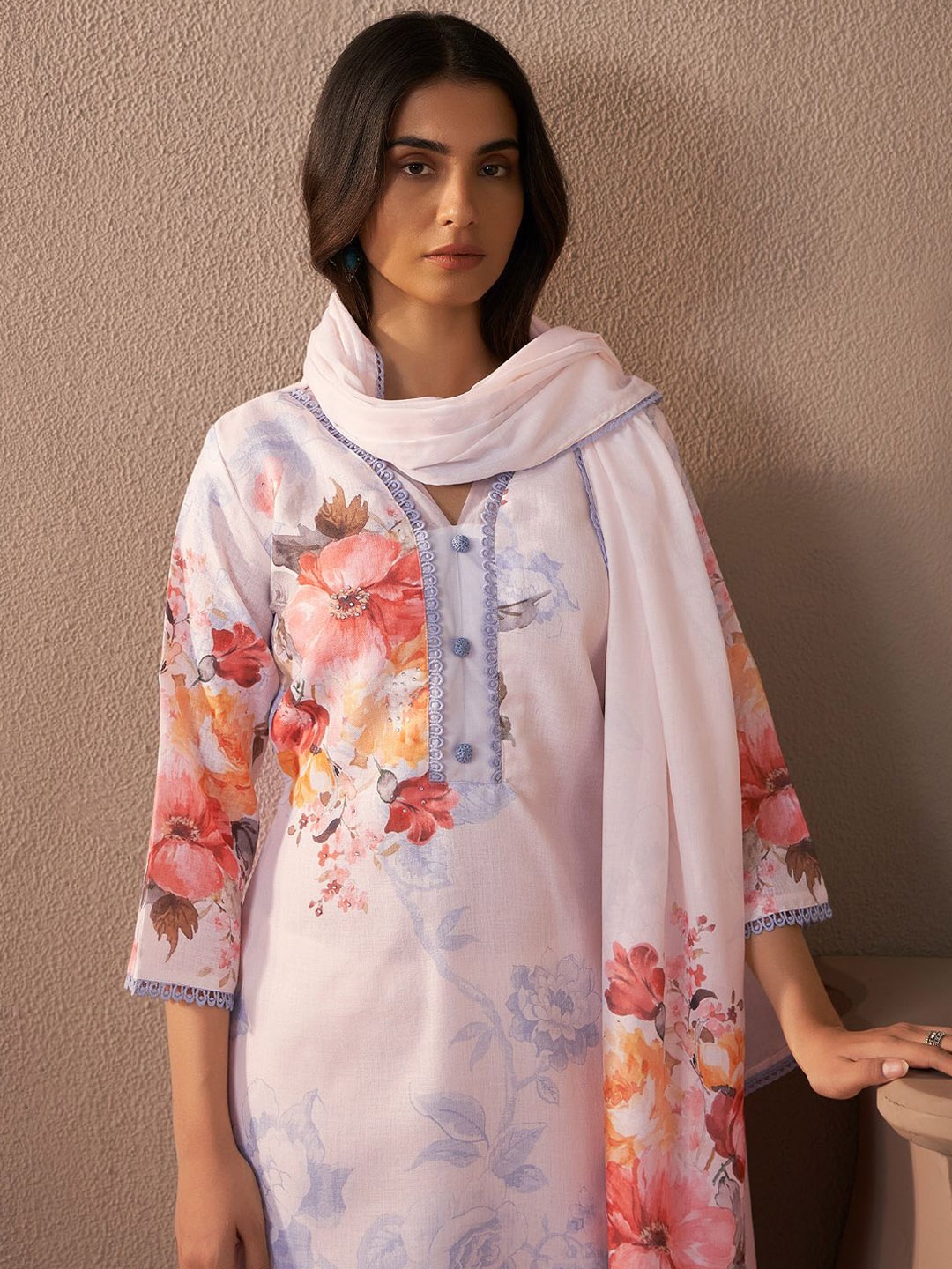 Indo Era Floral Printed Beads and Stones Linen Straight Kurta with Trousers & Dupatta, White
Indo Era Floral Printed Beads and Stones Linen Straight Kurta with Trousers & Dupatta, White