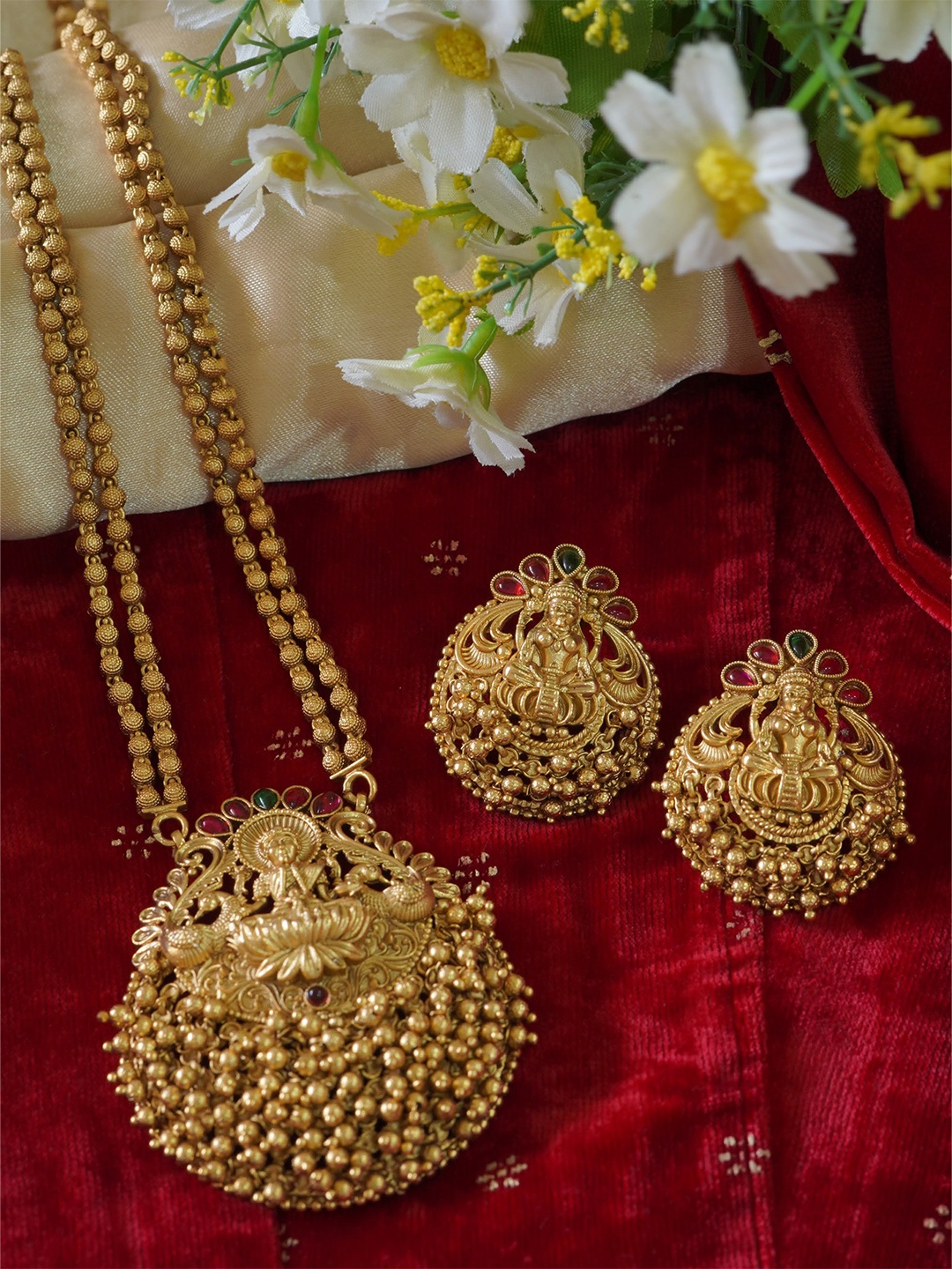 inc63-for elites Gold-Plated Stone-Studded Heavy Laxmi Necklace Set with Stud Earrings
inc63-for elites Gold-Plated Stone-Studded Heavy Laxmi Necklace Set with Stud Earrings