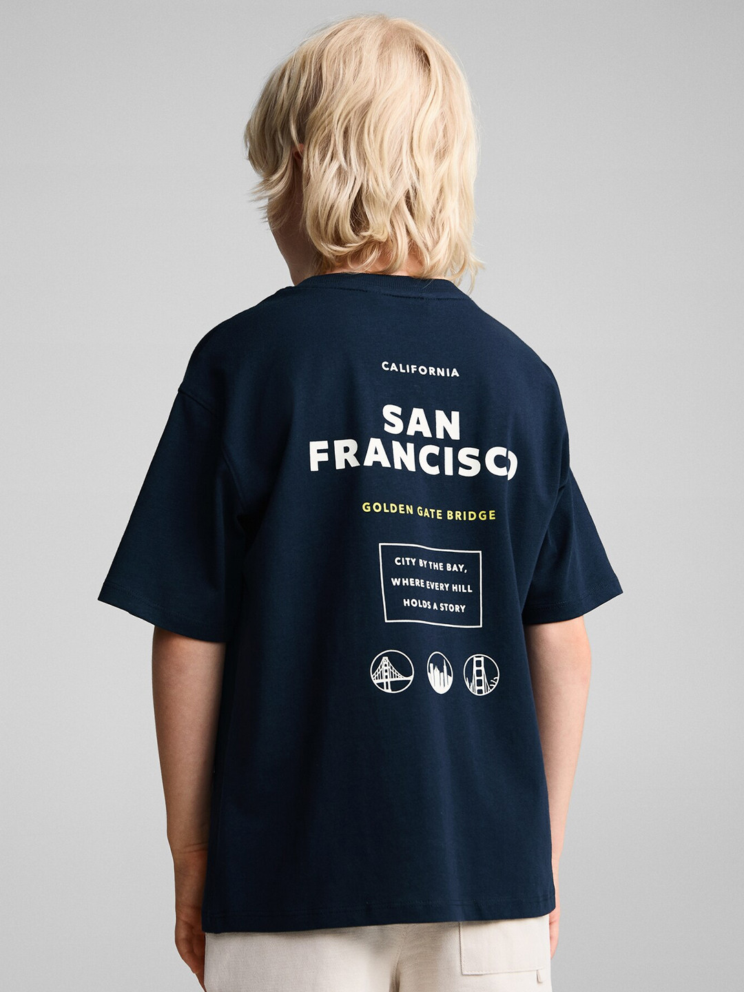 Alan Jones Boys Printed Drop-Shoulder Sleeves T-shirt, Navy blue
Alan Jones Boys Printed Drop-Shoulder Sleeves T-shirt, Navy blue