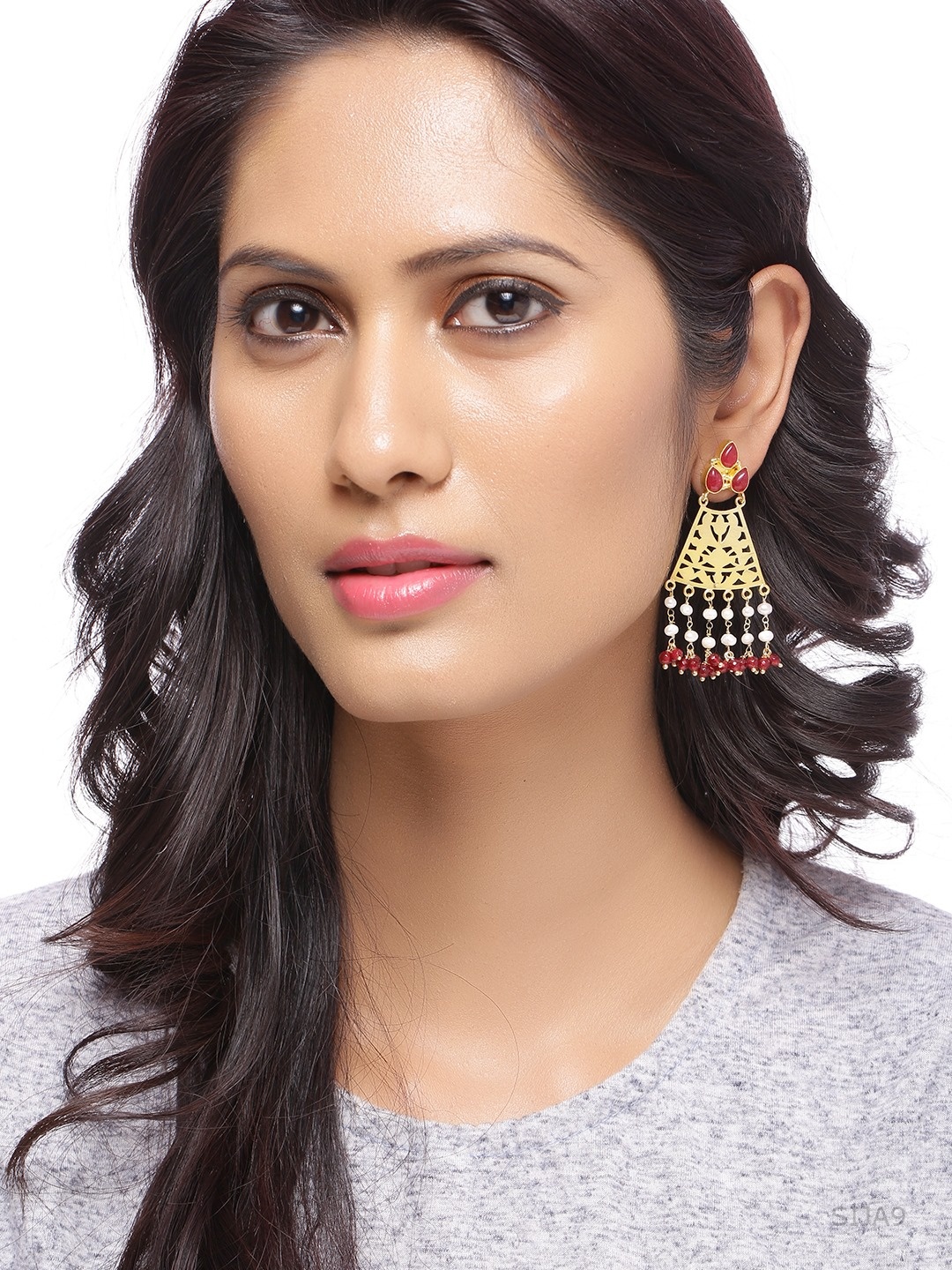 Silvermerc Designs 22-Karat Gold-Plated & Pink Sterling Silver Classic Drop Earrings
Silvermerc Designs 22-Karat Gold-Plated & Pink Sterling Silver Classic Drop Earrings