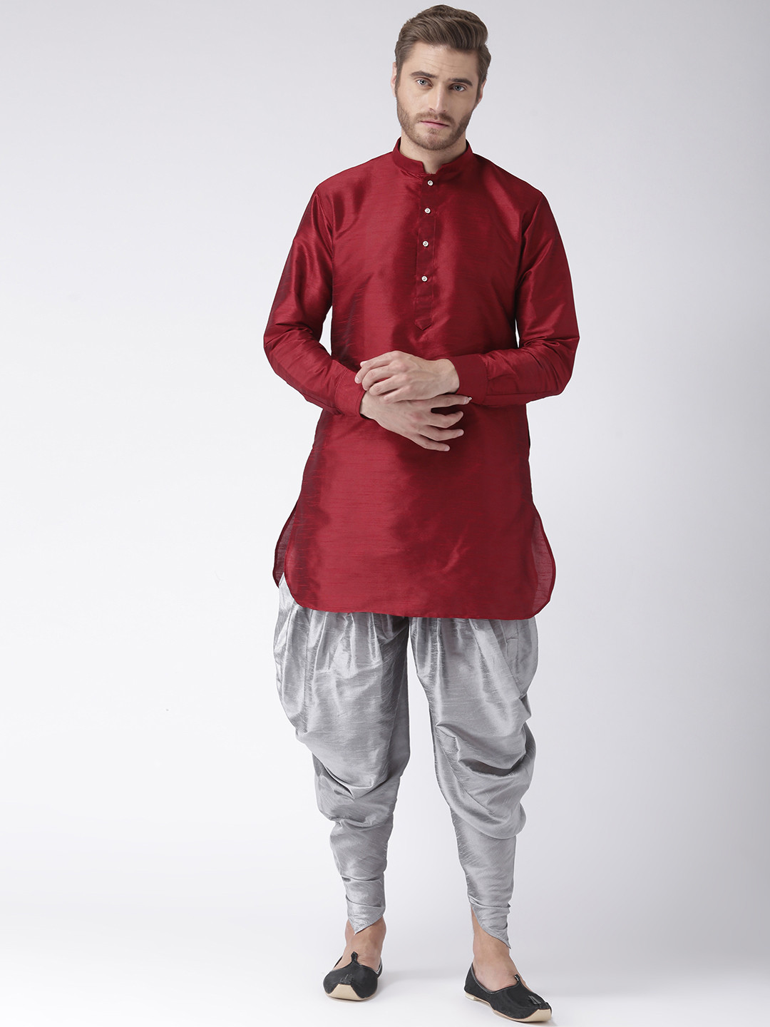 Hangup Men Red & Silver-Toned Solid Kurta with Dhoti Pants
Hangup Men Red & Silver-Toned Solid Kurta with Dhoti Pants