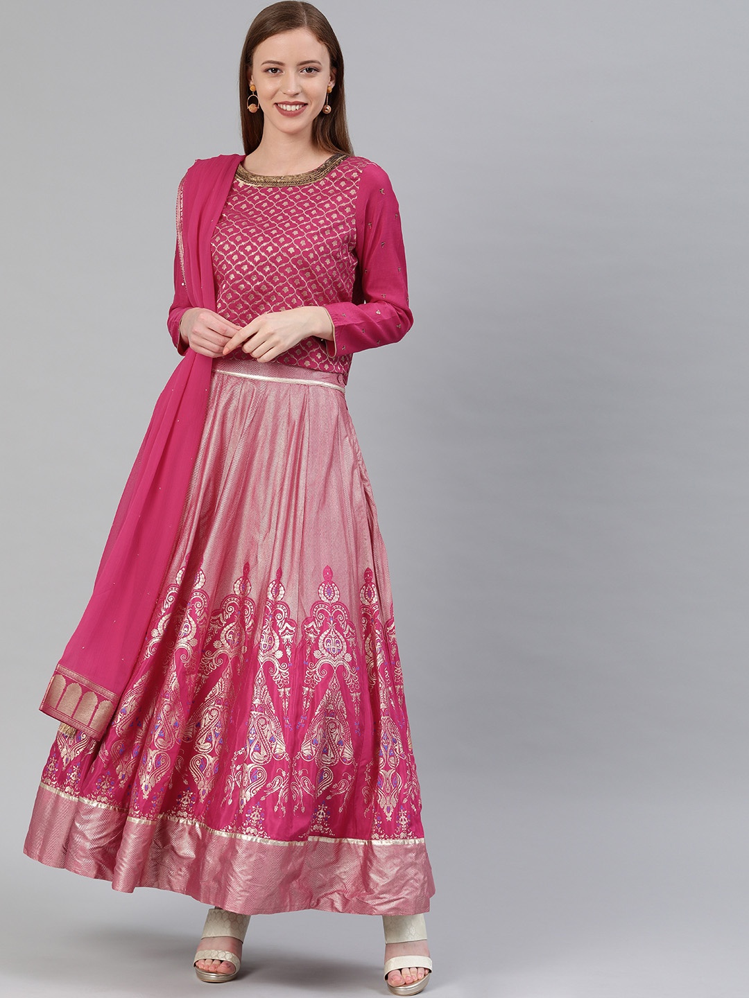 WISHFUL by W Pink & Gold-Toned Woven Design Ready to Wear Lehenga & Blouse with Dupatta
WISHFUL by W Pink & Gold-Toned Woven Design Ready to Wear Lehenga & Blouse with Dupatta