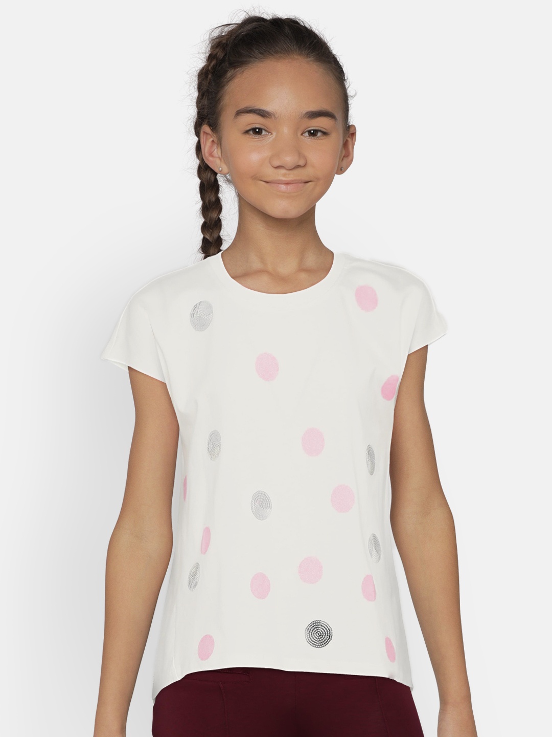 United Colors of Benetton Girls Off-White & Grey Polka Dots Print Pure Cotton Top
United Colors of Benetton Girls Off-White & Grey Polka Dots Print Pure Cotton Top