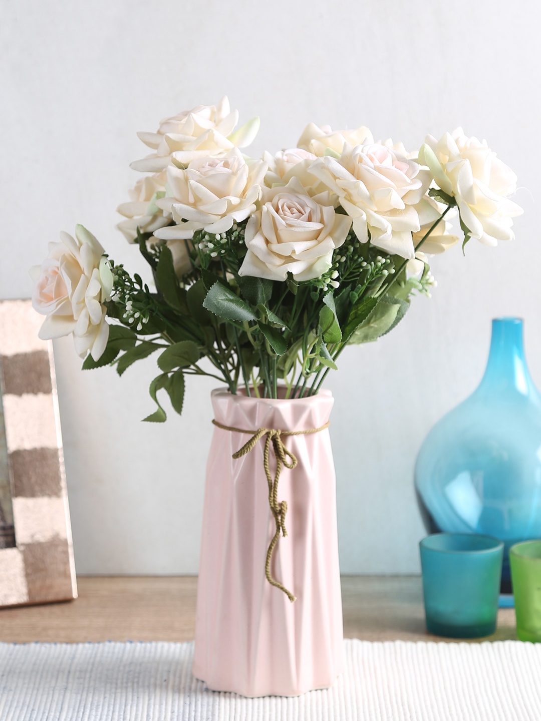 Fourwalls Set of 2 Pink Large Blooming Artificial Velvet Rose Flower Bouquet Without Pot
Fourwalls Set of 2 Pink Large Blooming Artificial Velvet Rose Flower Bouquet Without Pot