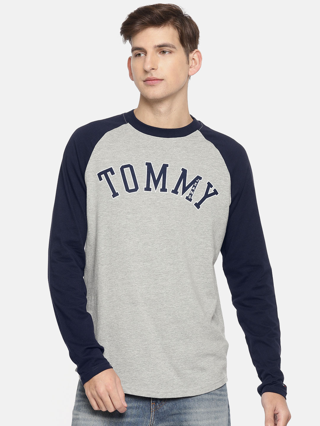 Tommy Hilfiger Men Grey Melange Printed Round Neck T-shirt
Tommy Hilfiger Men Grey Melange Printed Round Neck T-shirt