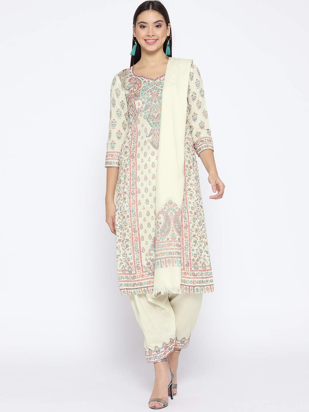HK colours of fashion Off-White & Green Woollen Woven Liva Unstitched Dress Material
HK colours of fashion Off-White & Green Woollen Woven Liva Unstitched Dress Material