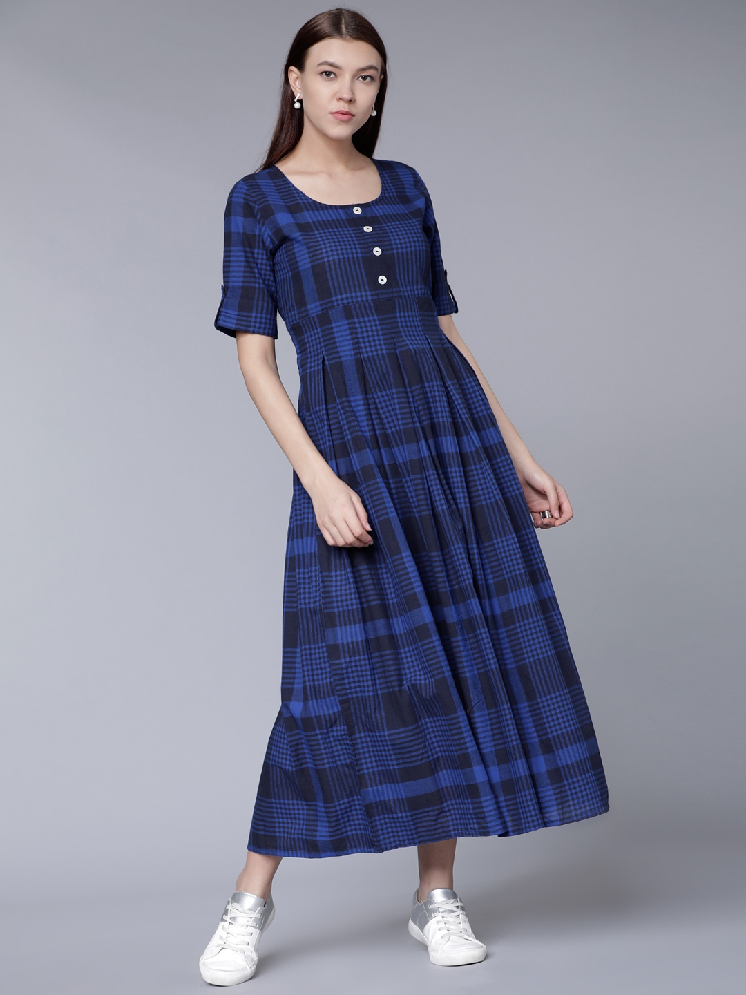 Vishudh Women Navy Blue Checked Maxi Dress