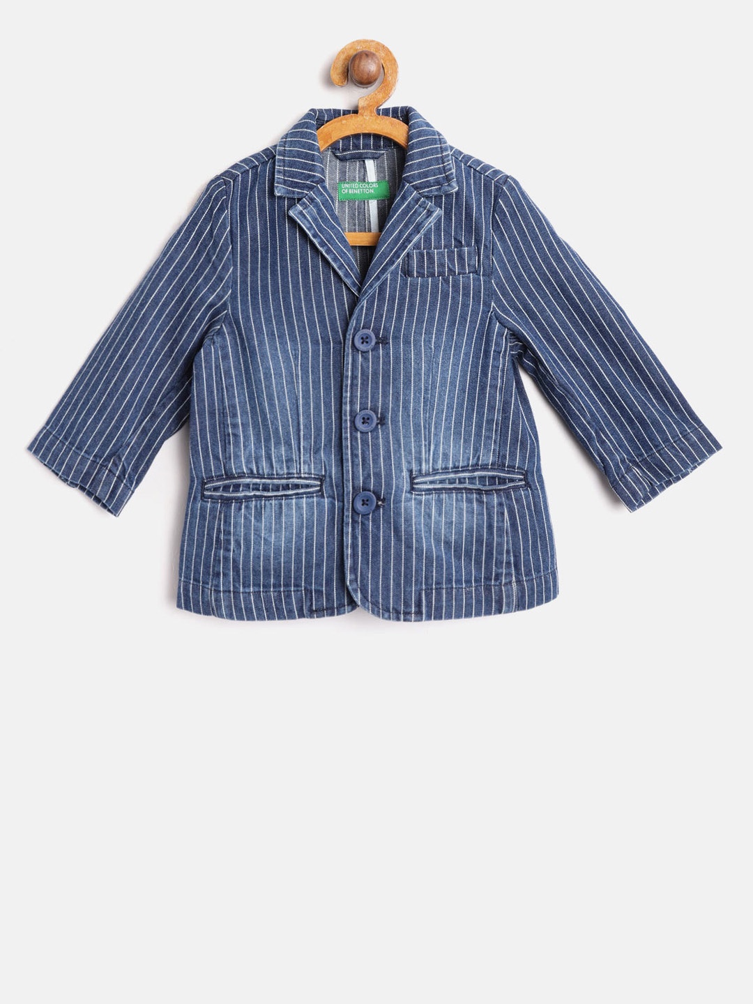 United Colors of Benetton Boys Navy Blue & White Single-Breasted Striped Denim Pure Cotton Blazer
United Colors of Benetton Boys Navy Blue & White Single-Breasted Striped Denim Pure Cotton Blazer