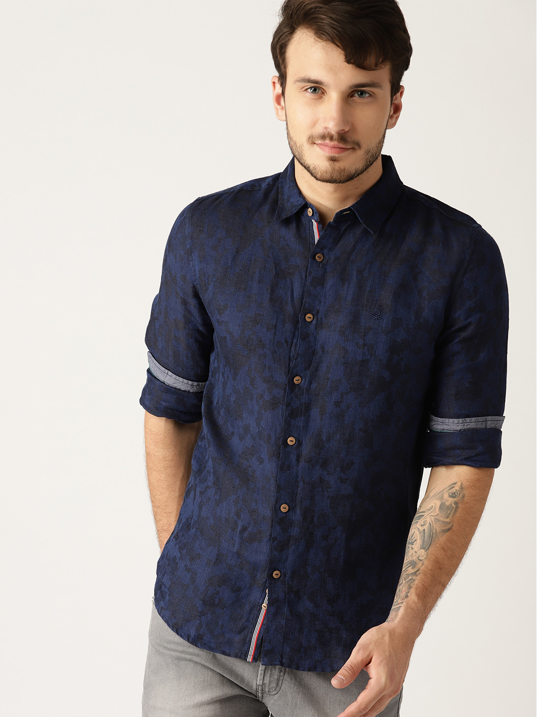 United Colors of Benetton Men Navy Blue & Black Slim Fit Self-Design Linen Casual Shirt
United Colors of Benetton Men Navy Blue & Black Slim Fit Self-Design Linen Casual Shirt