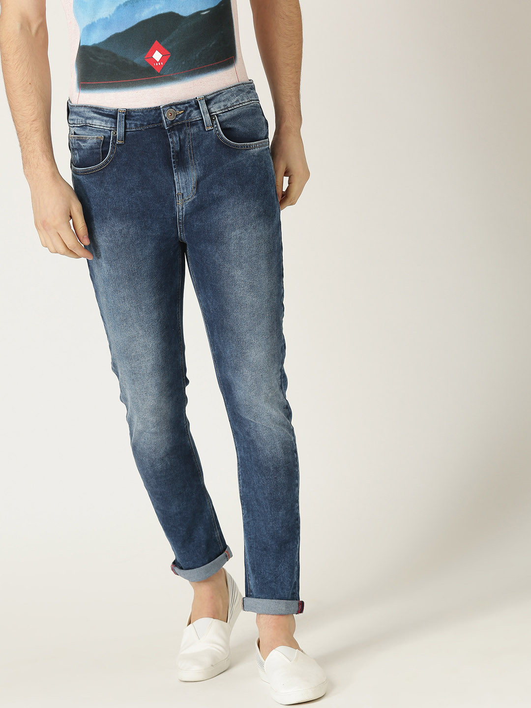 United Colors of Benetton Men Blue Regular Fit Mid-Rise Clean Look Stretchable Jeans
United Colors of Benetton Men Blue Regular Fit Mid-Rise Clean Look Stretchable Jeans