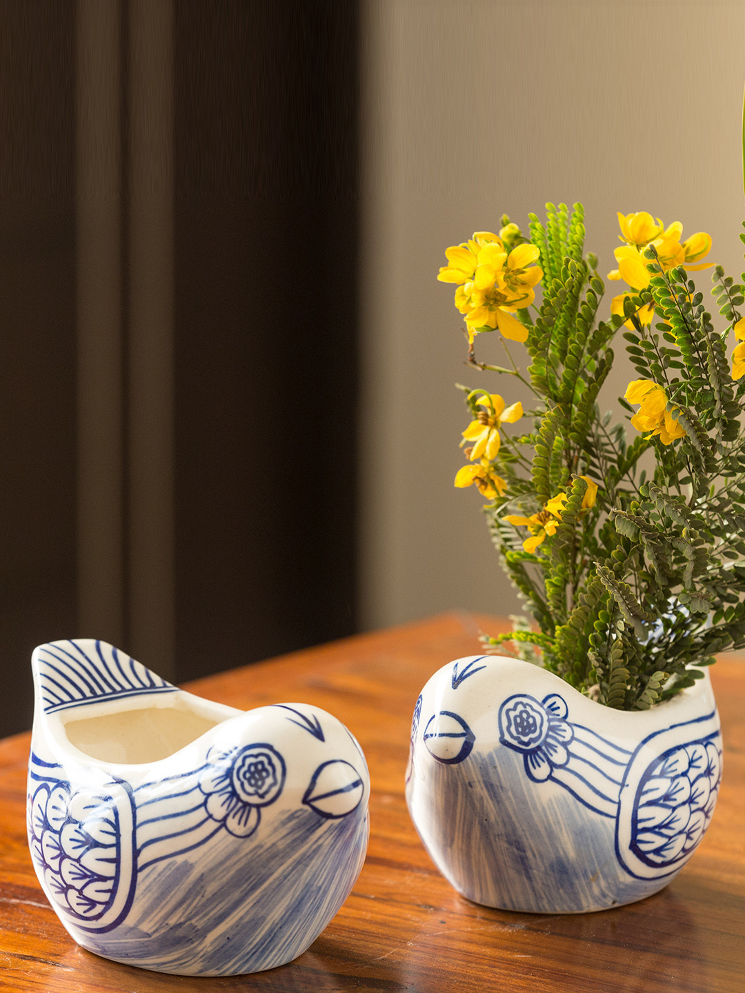 ExclusiveLane Set of 2 White & Blue Mughal Gardens Ceramic Planter Pot, Cream
ExclusiveLane Set of 2 White & Blue Mughal Gardens Ceramic Planter Pot, Cream