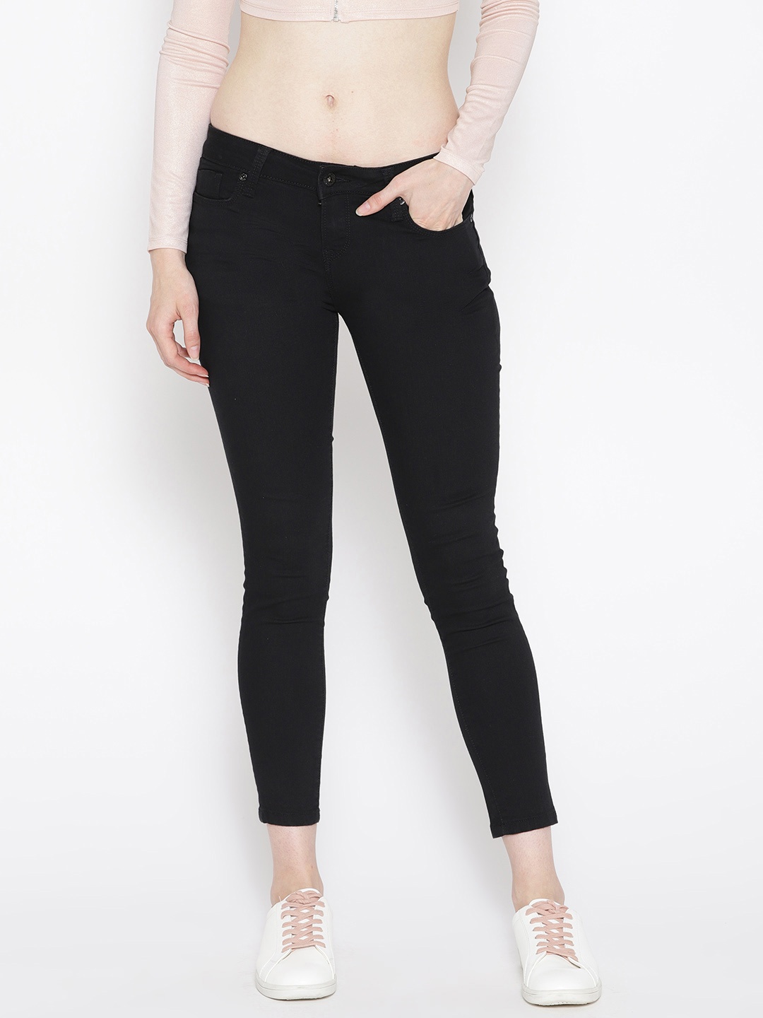 Pepe Jeans Women Black Super Skinny Fit Mid-Rise Clean Look Stretchable Cropped Jeans
Pepe Jeans Women Black Super Skinny Fit Mid-Rise Clean Look Stretchable Cropped Jeans
