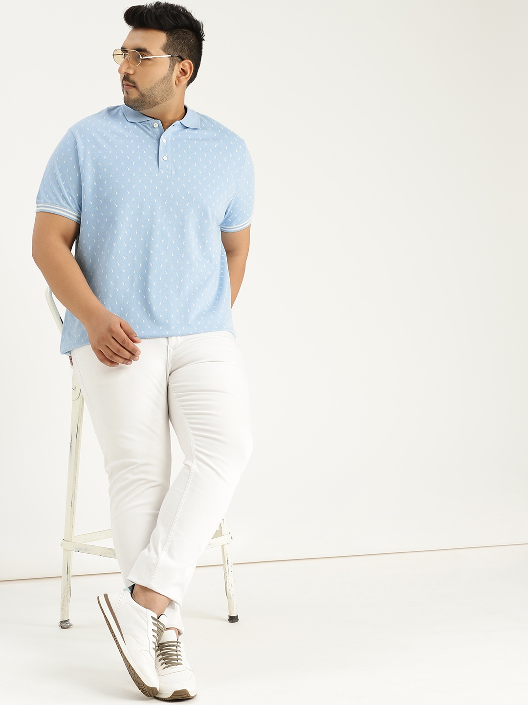Sztori Plus Size Men Blue White Printed Pure Cotton T-shirt