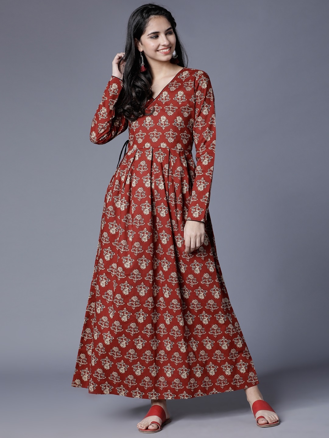 Vishudh Women Maroon Printed Maxi Dress