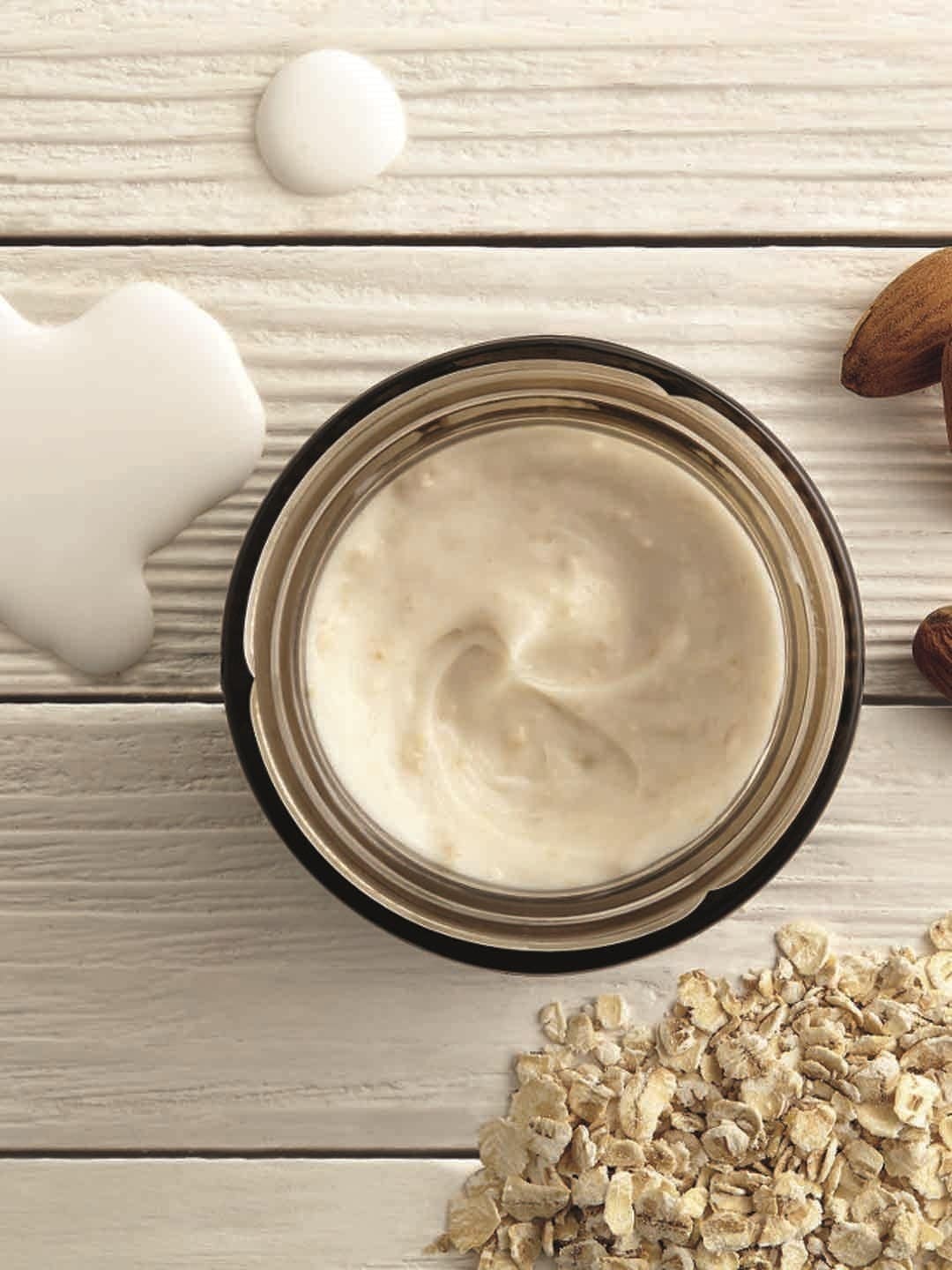 THE BODY SHOP Mediterranean Almond Milk with Oats Instant Sustainable Soothing Mask 75 ml, Brown
THE BODY SHOP Mediterranean Almond Milk with Oats Instant Sustainable Soothing Mask 75 ml, Brown
