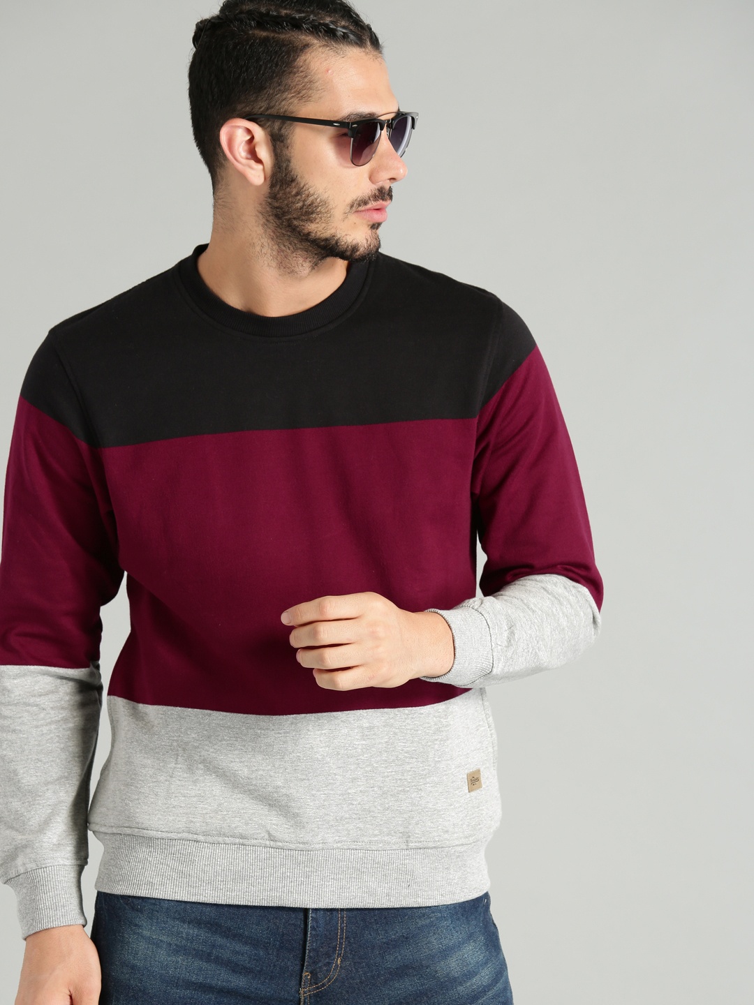 The Roadster Lifestyle Co Men Maroon & Grey Melange Colourblocked Pullover Sweatshirt
The Roadster Lifestyle Co Men Maroon & Grey Melange Colourblocked Pullover Sweatshirt