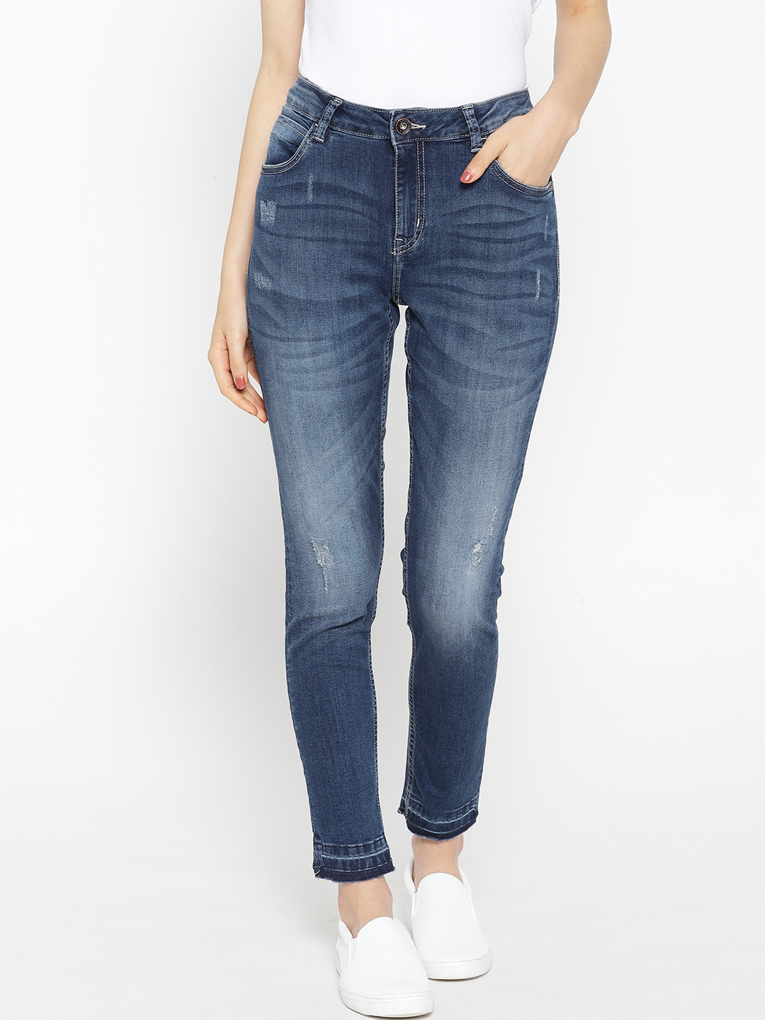 U.S. Polo Assn. Women Women Navy Blue Super Skinny Fit Mid-Rise Mildly Distressed Stretchable Jeans
U.S. Polo Assn. Women Women Navy Blue Super Skinny Fit Mid-Rise Mildly Distressed Stretchable Jeans