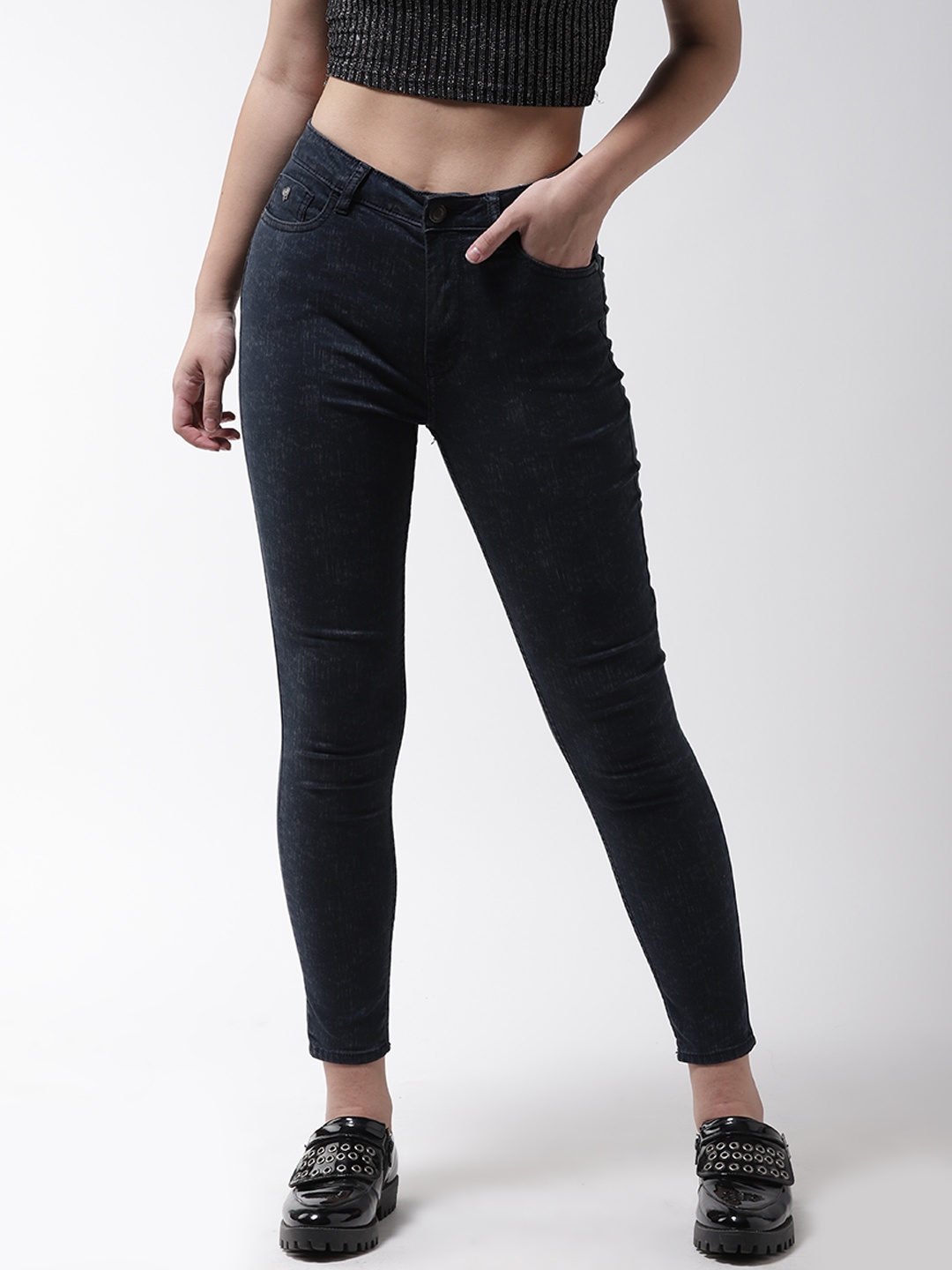 Flying Machine Women Navy Blue Veronica Skinny Fit High-Rise Stretchable Cropped Jeans
Flying Machine Women Navy Blue Veronica Skinny Fit High-Rise Stretchable Cropped Jeans