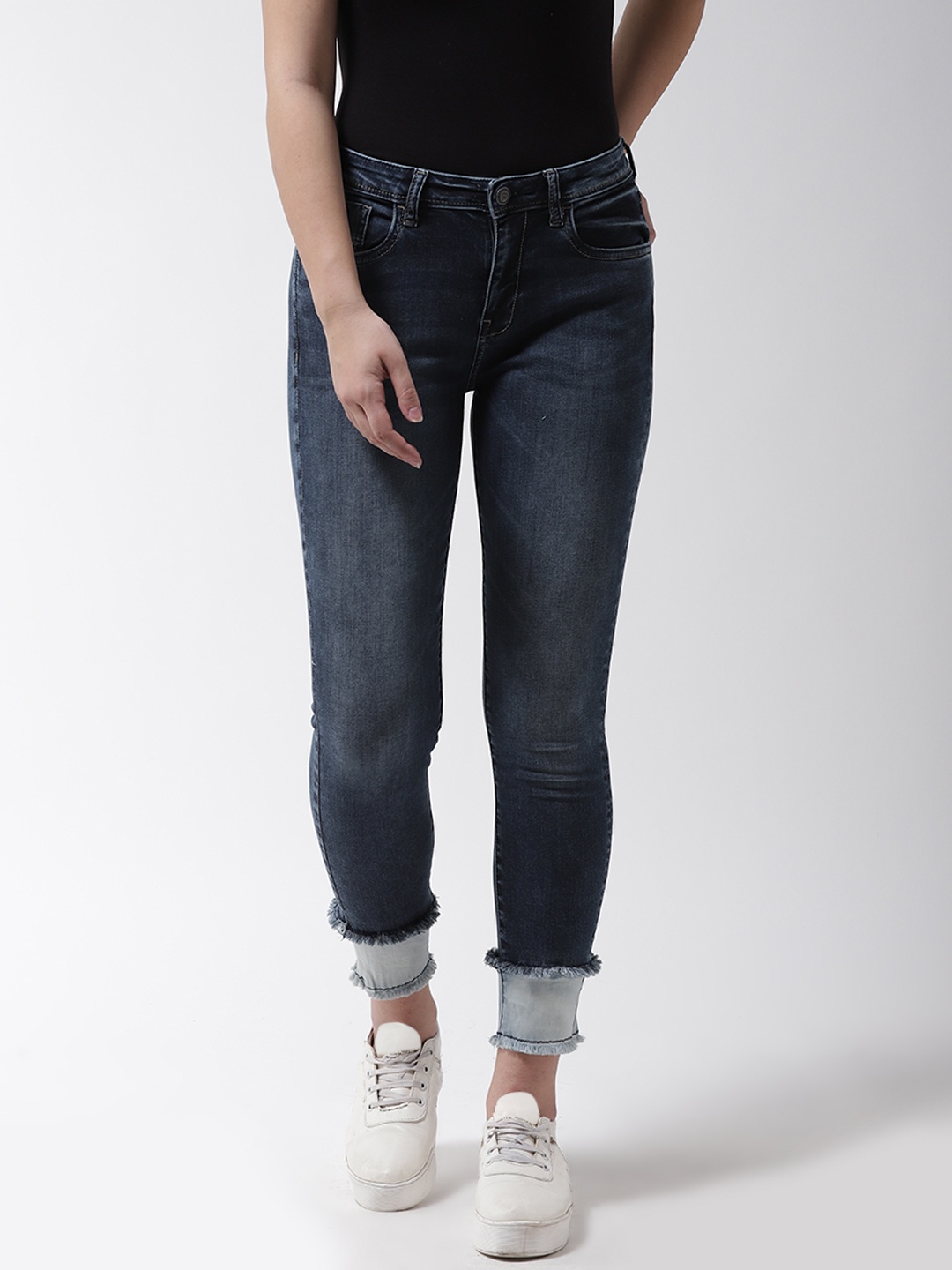 Flying Machine Women Navy Blue Veronica Skinny Fit Mid-Rise Stretchable Cropped Jeans
Flying Machine Women Navy Blue Veronica Skinny Fit Mid-Rise Stretchable Cropped Jeans