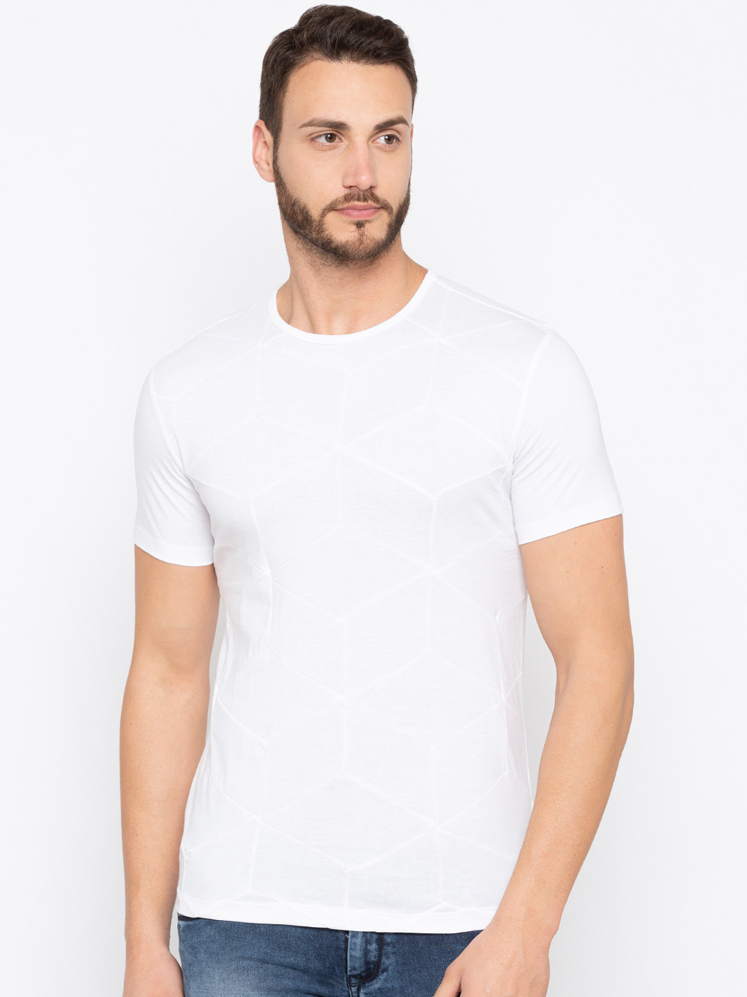 Globus Men White Printed Round Neck T-shirt
Globus Men White Printed Round Neck T-shirt