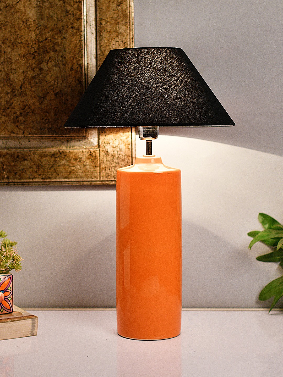 Homesake Orange & Black Colourblocked Ceramic Base Handcrafted Table Lamp with Shade
Homesake Orange & Black Colourblocked Ceramic Base Handcrafted Table Lamp with Shade