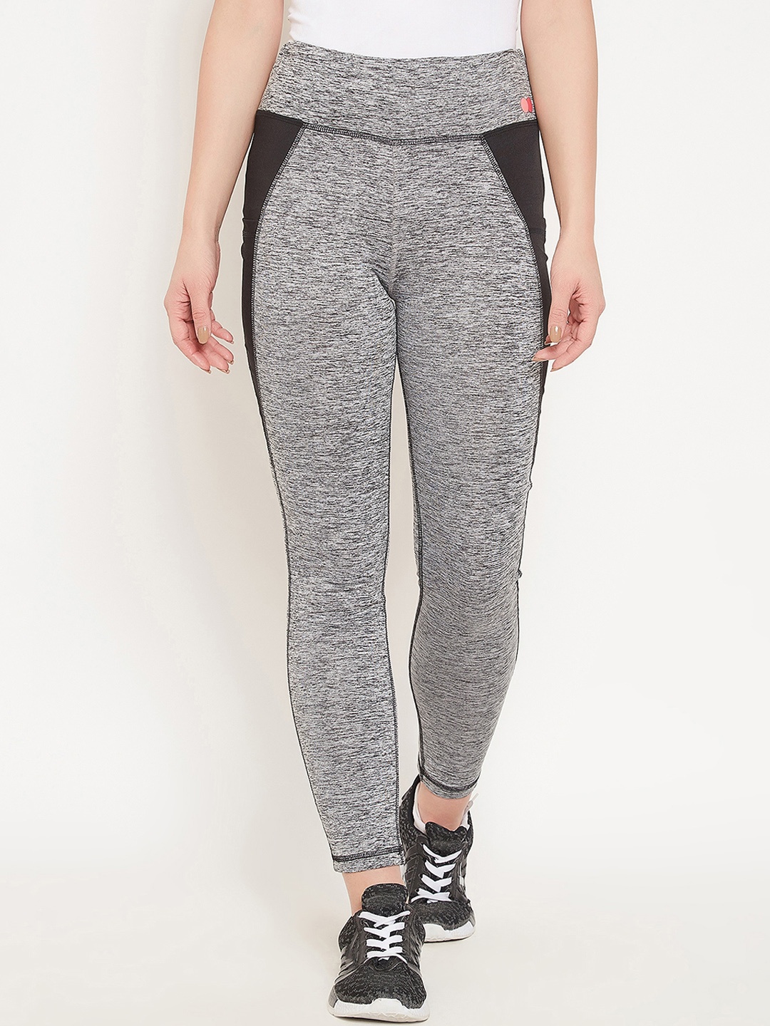 Clovia Women Grey Printed Activewear Tights