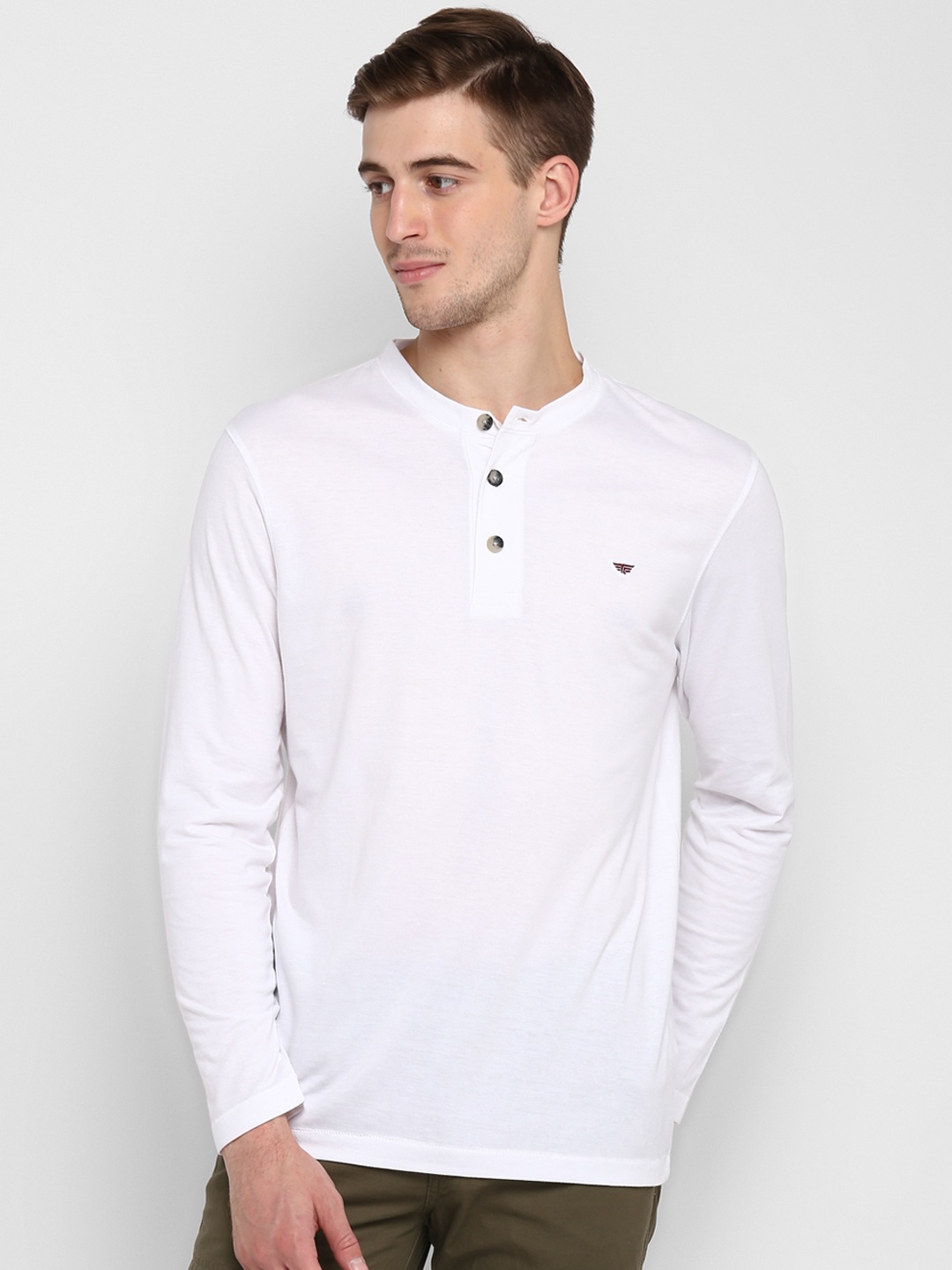 Red Tape Men White Solid Mandarin Collar T-shirt