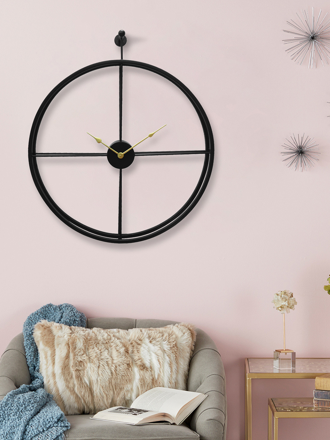 eCraftIndia Black Handcrafted Round Solid Analogue Wall Clock (60.96 x 60.96 x 2.54) 
eCraftIndia Black Handcrafted Round Solid Analogue Wall Clock (60.96 x 60.96 x 2.54)