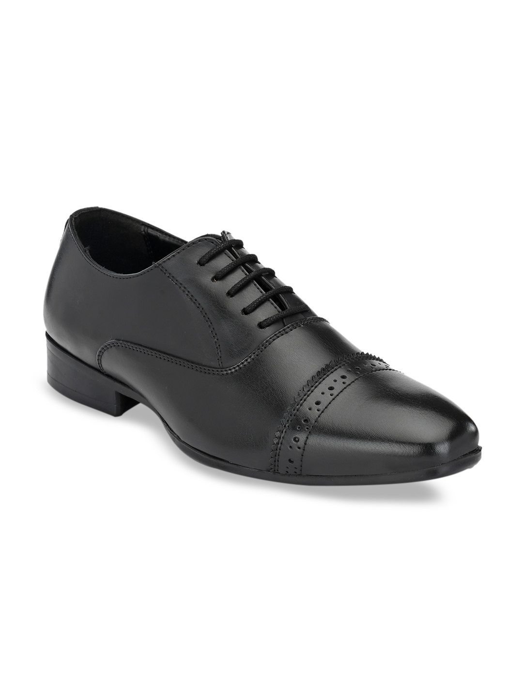 San Frissco Men Black Solid Formal Oxfords