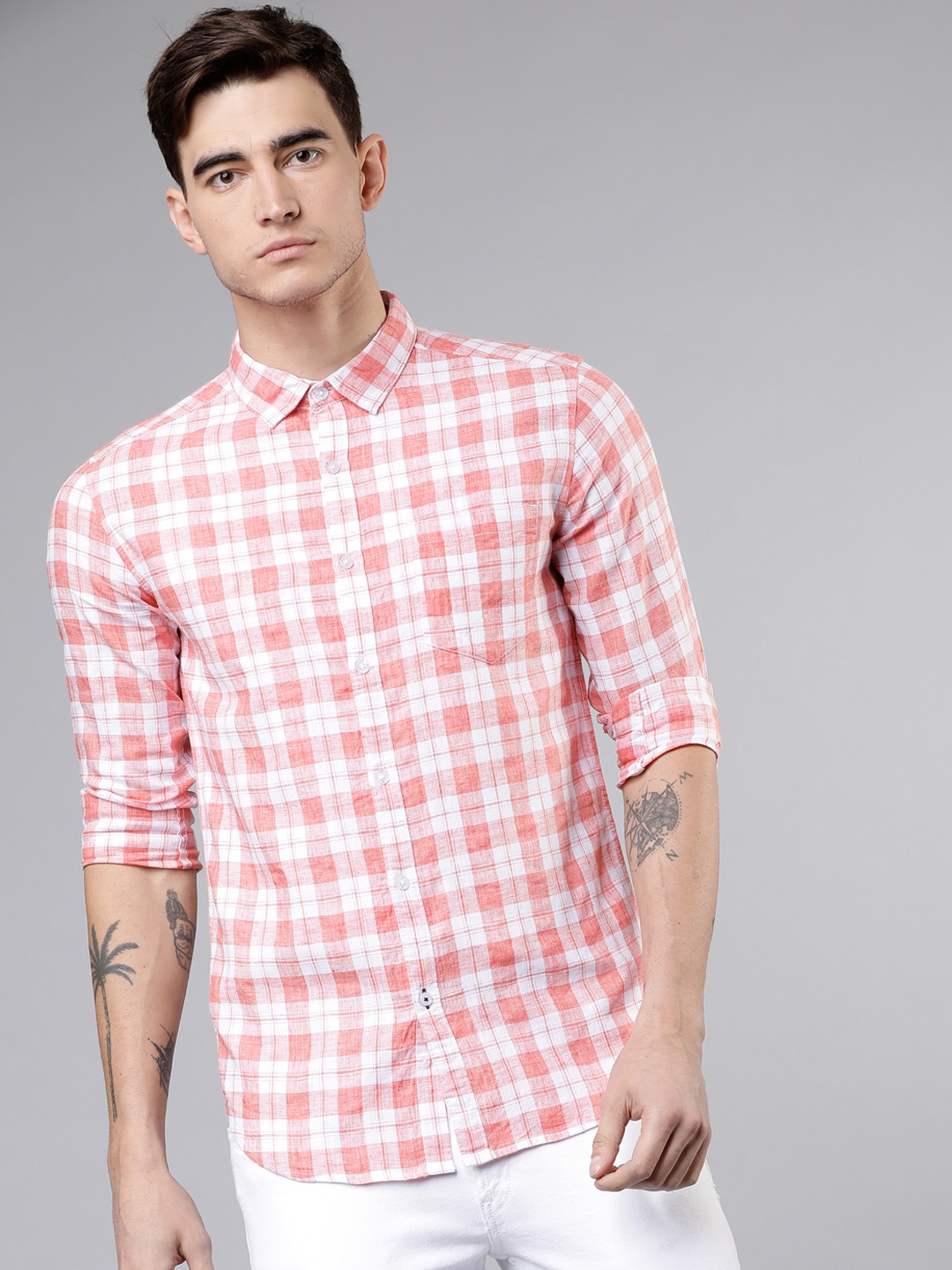 HIGHLANDER Men White & Red Slim Fit Checked Casual Shirt