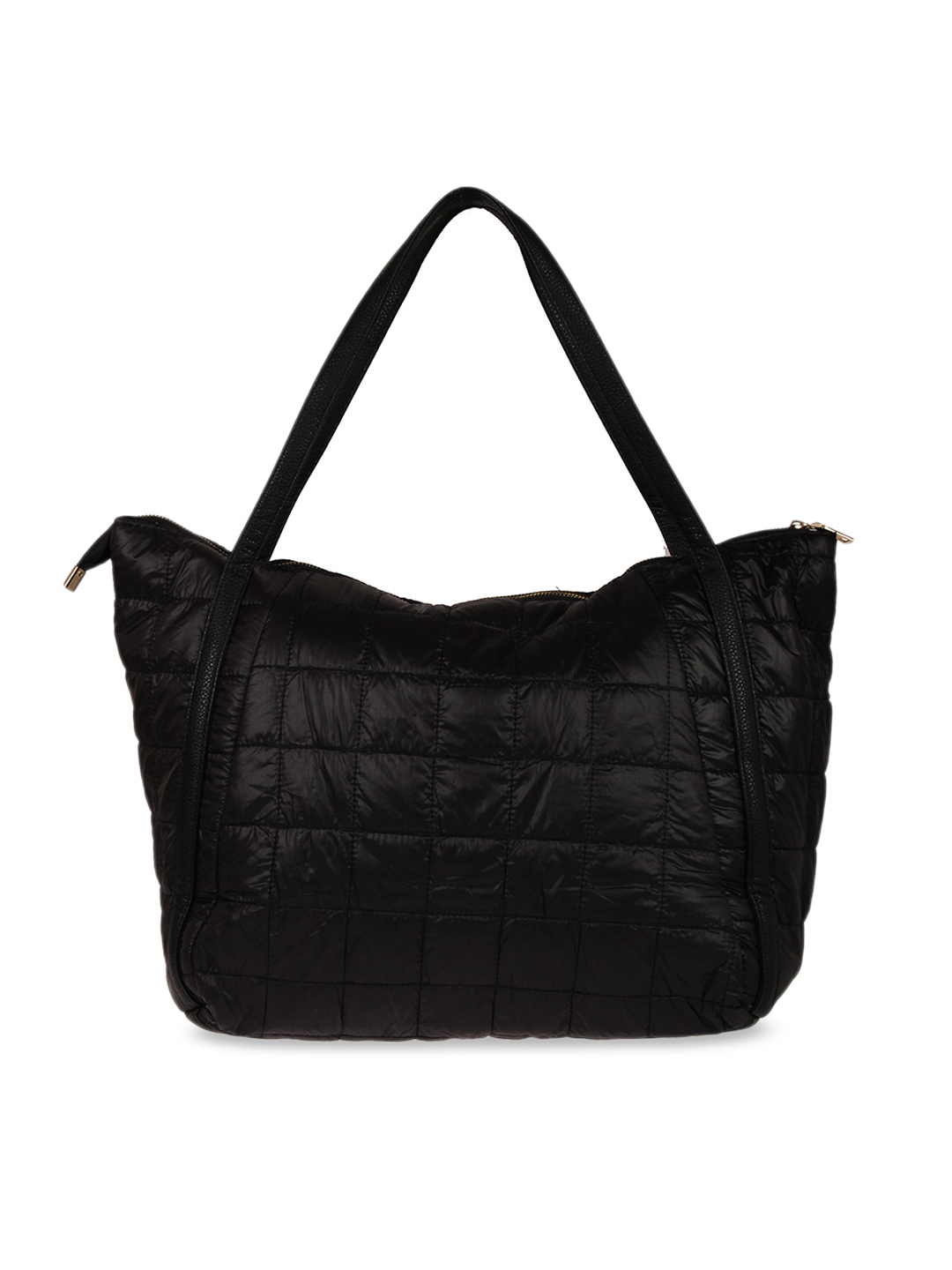 red pout Black Textured Handheld Bag